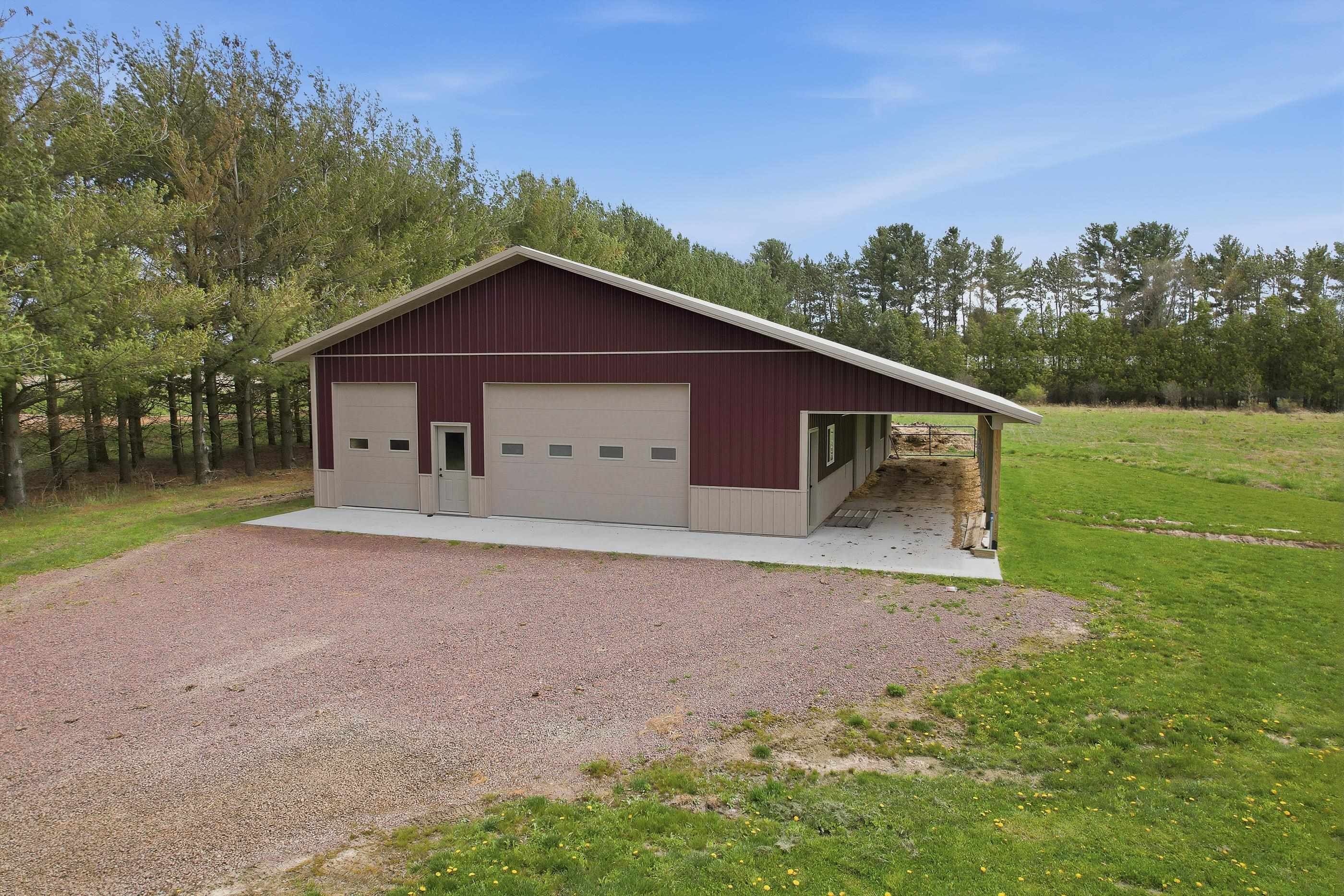 9071 ROBIN ROAD, Marshfield, Wisconsin 54449, 3 Bedrooms Bedrooms, ,2 BathroomsBathrooms,Residential,For Sale,9071 ROBIN ROAD,22600520