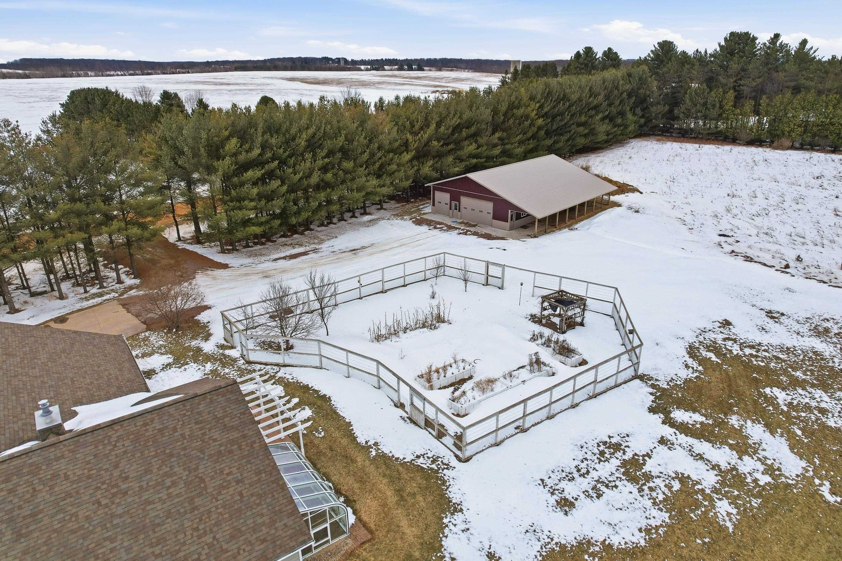 9071 ROBIN ROAD, Marshfield, Wisconsin 54449, 3 Bedrooms Bedrooms, ,2 BathroomsBathrooms,Residential,For Sale,9071 ROBIN ROAD,22600520