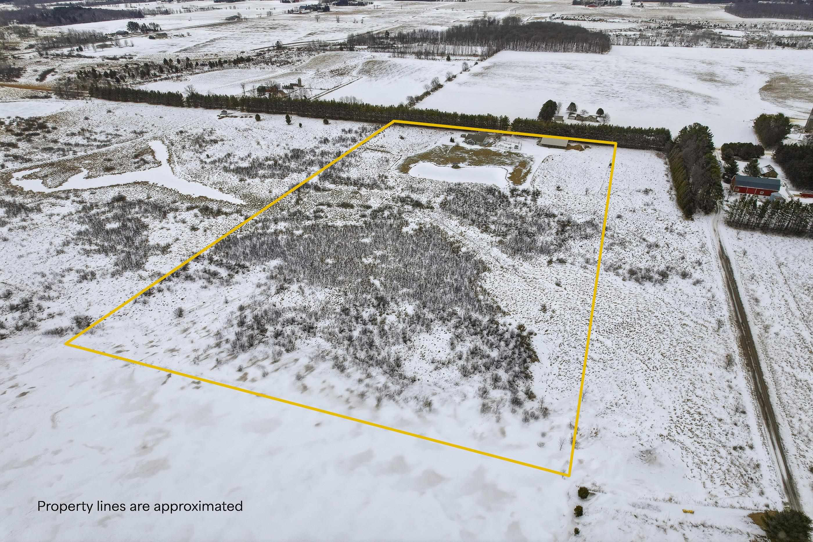 9071 ROBIN ROAD, Marshfield, Wisconsin 54449, 3 Bedrooms Bedrooms, ,2 BathroomsBathrooms,Residential,For Sale,9071 ROBIN ROAD,22600520