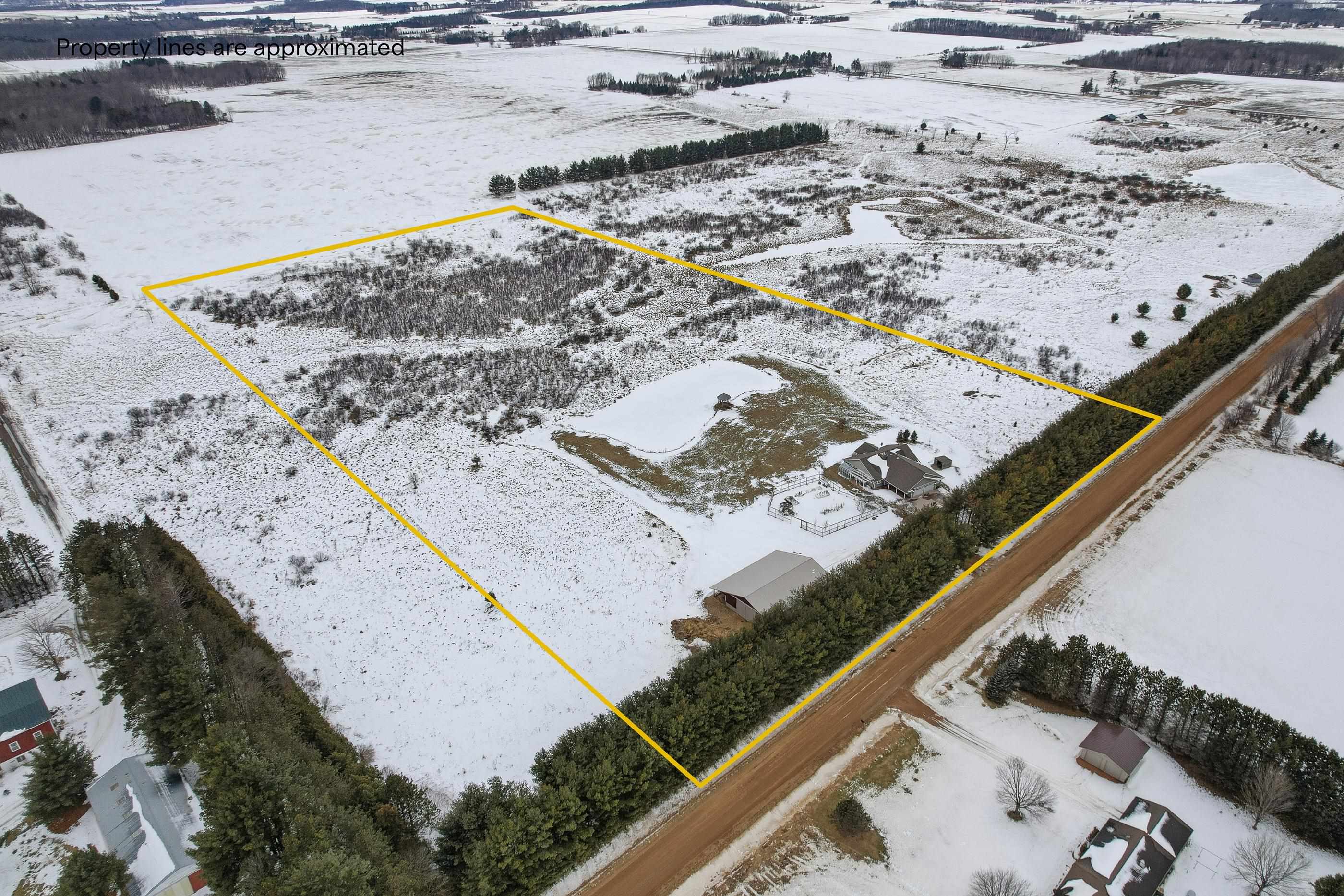 9071 ROBIN ROAD, Marshfield, Wisconsin 54449, 3 Bedrooms Bedrooms, ,2 BathroomsBathrooms,Residential,For Sale,9071 ROBIN ROAD,22600520