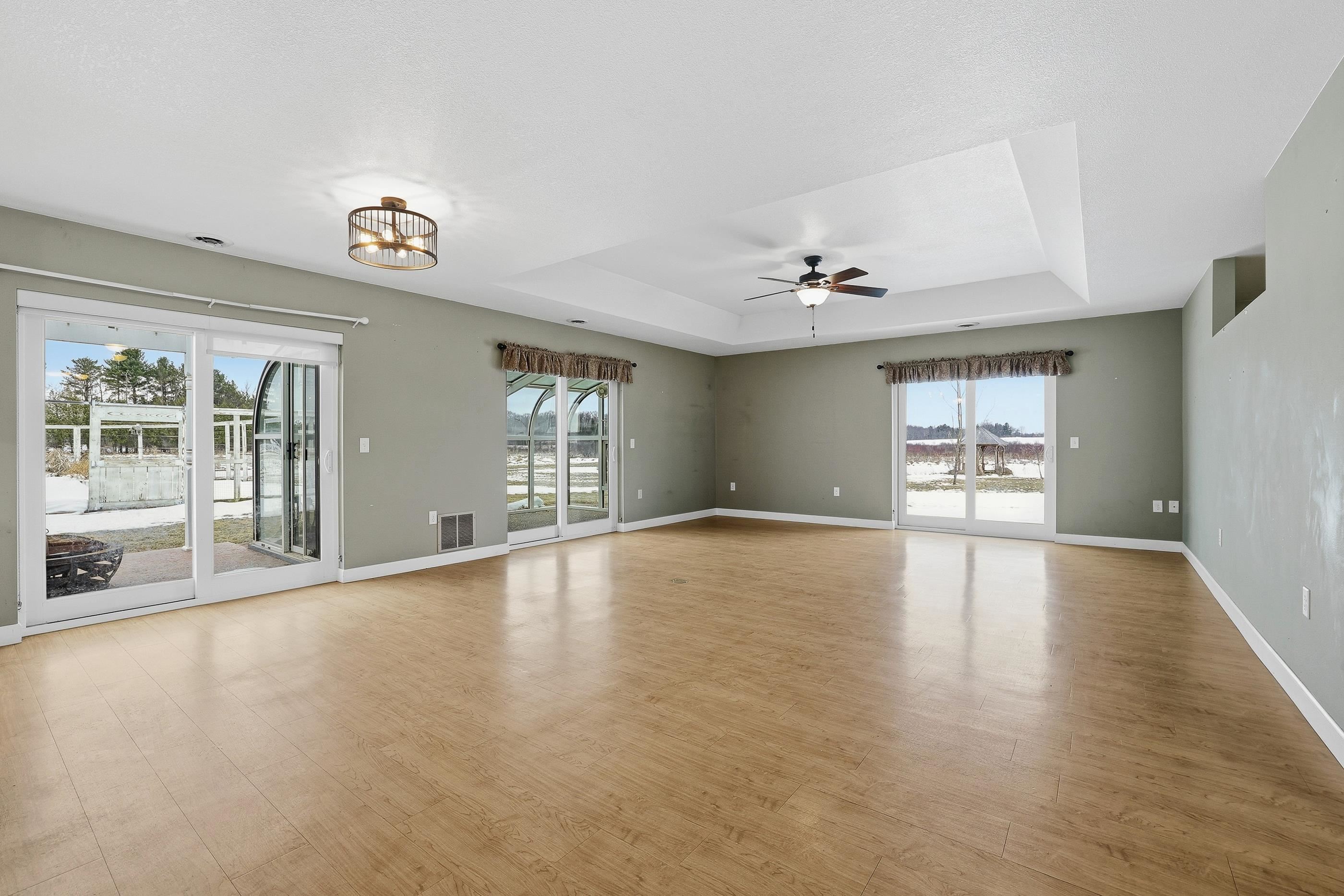 9071 ROBIN ROAD, Marshfield, Wisconsin 54449, 3 Bedrooms Bedrooms, ,2 BathroomsBathrooms,Residential,For Sale,9071 ROBIN ROAD,22600520