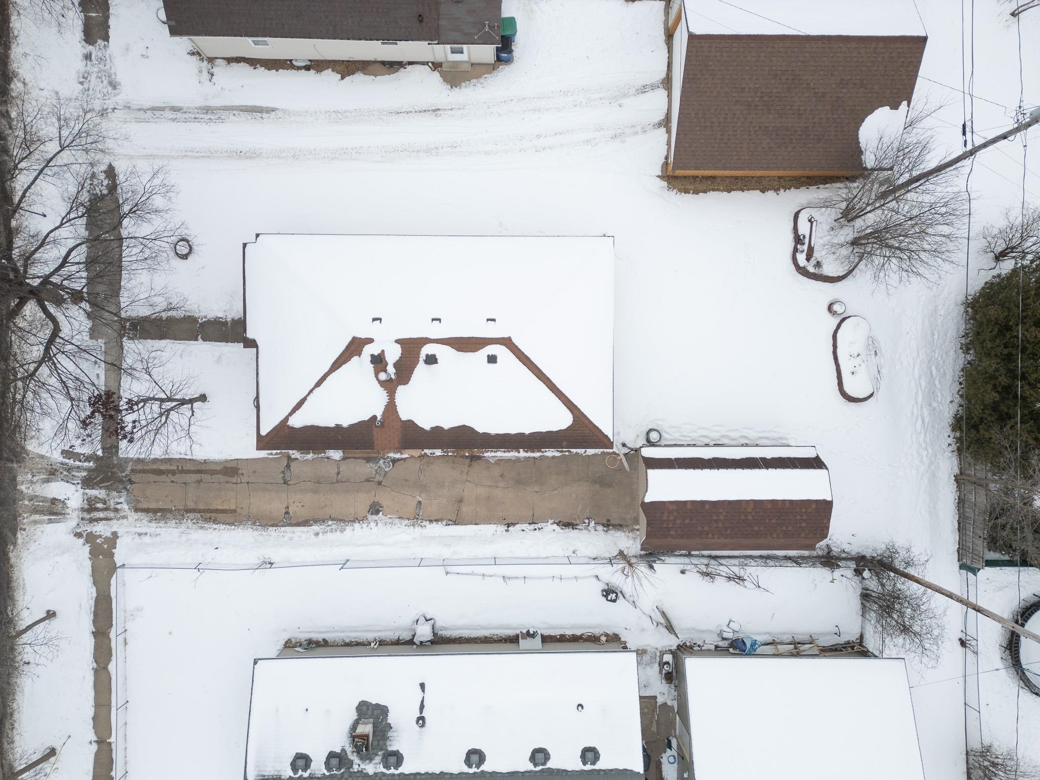 1241 S 11TH AVENUE, Wausau, Wisconsin 54401, 3 Bedrooms Bedrooms, ,2 BathroomsBathrooms,Residential,For Sale,1241 S 11TH AVENUE,22600522