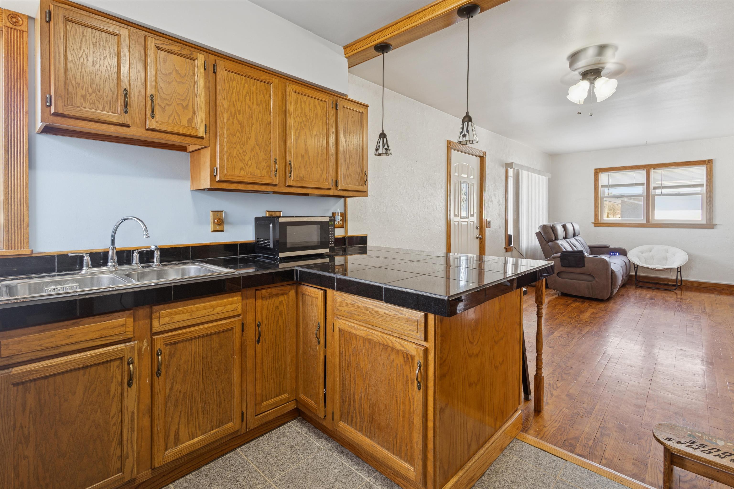 3009 ALGOMA STREET, Stevens Point, Wisconsin 54481, 2 Bedrooms Bedrooms, ,1 BathroomBathrooms,Residential,For Sale,3009 ALGOMA STREET,22600523