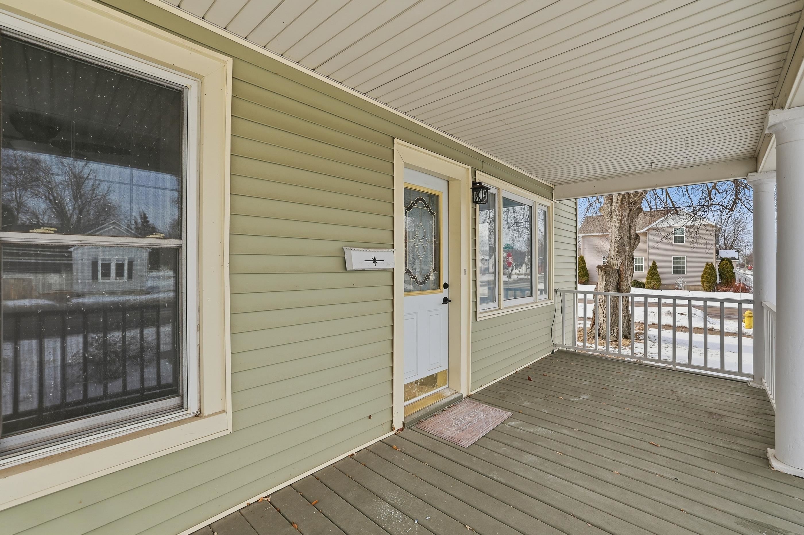 1310 BAKER STREET, Wisconsin Rapids, Wisconsin 54494, 3 Bedrooms Bedrooms, ,2 BathroomsBathrooms,Residential,For Sale,1310 BAKER STREET,22600524