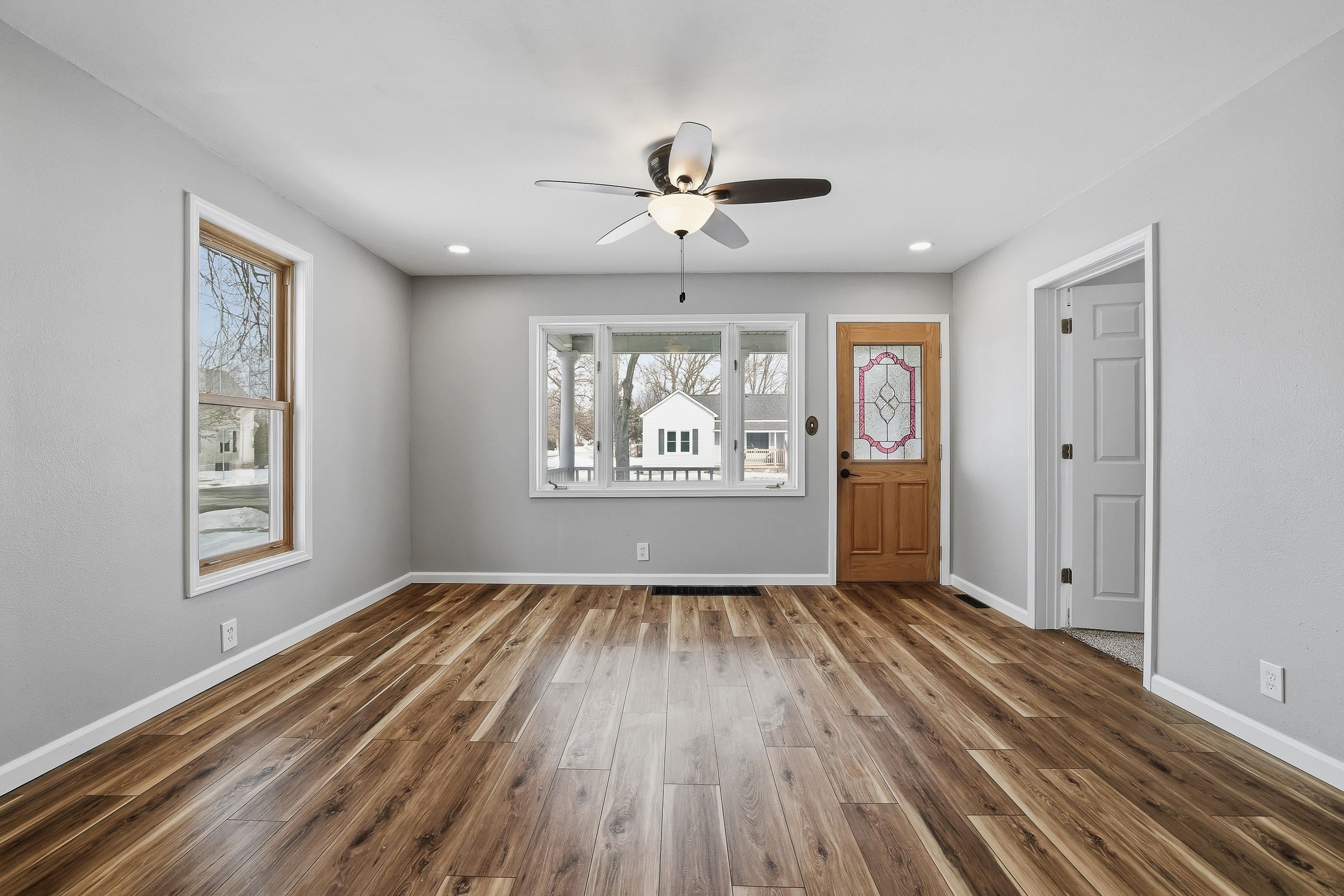 1310 BAKER STREET, Wisconsin Rapids, Wisconsin 54494, 3 Bedrooms Bedrooms, ,2 BathroomsBathrooms,Residential,For Sale,1310 BAKER STREET,22600524