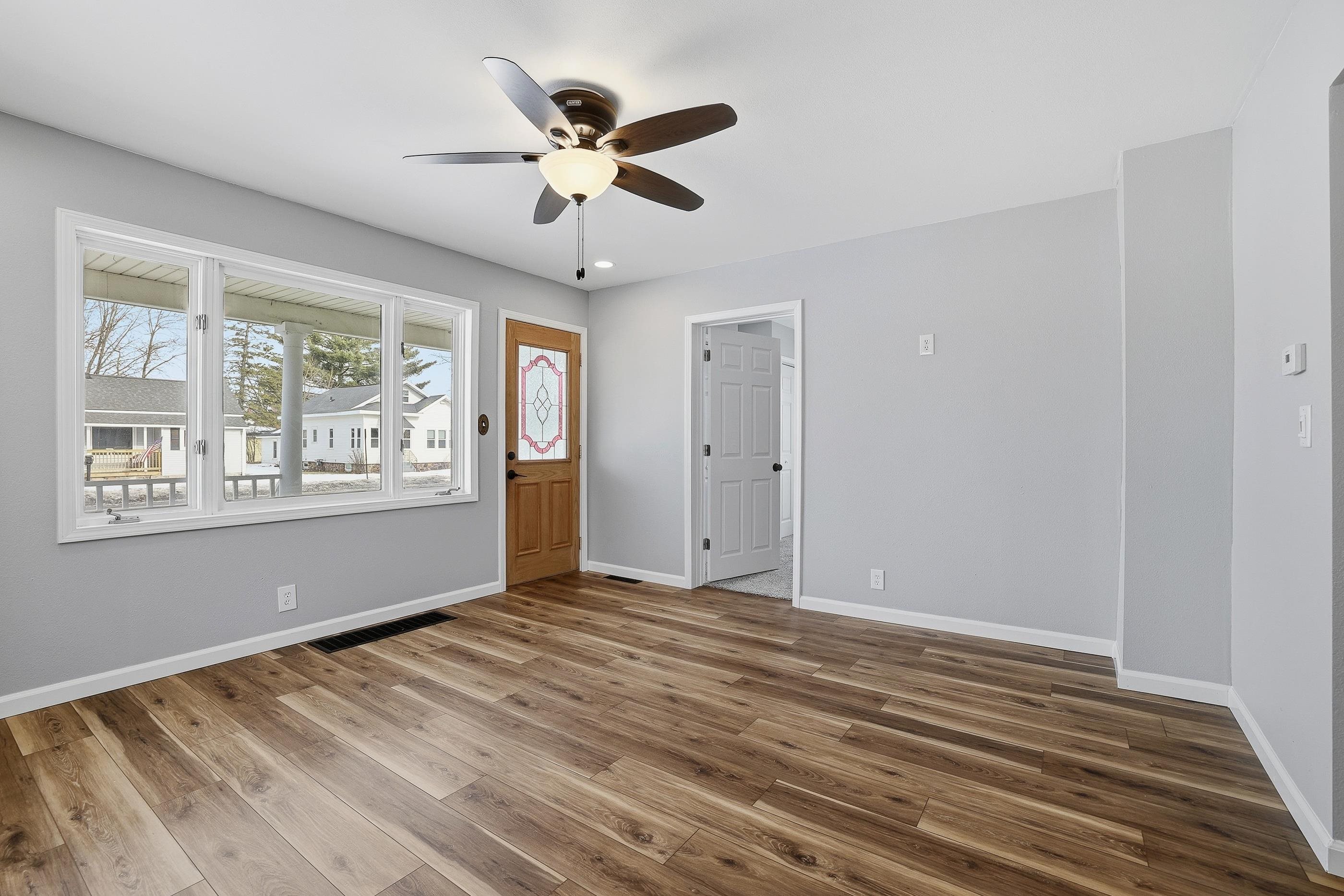 1310 BAKER STREET, Wisconsin Rapids, Wisconsin 54494, 3 Bedrooms Bedrooms, ,2 BathroomsBathrooms,Residential,For Sale,1310 BAKER STREET,22600524