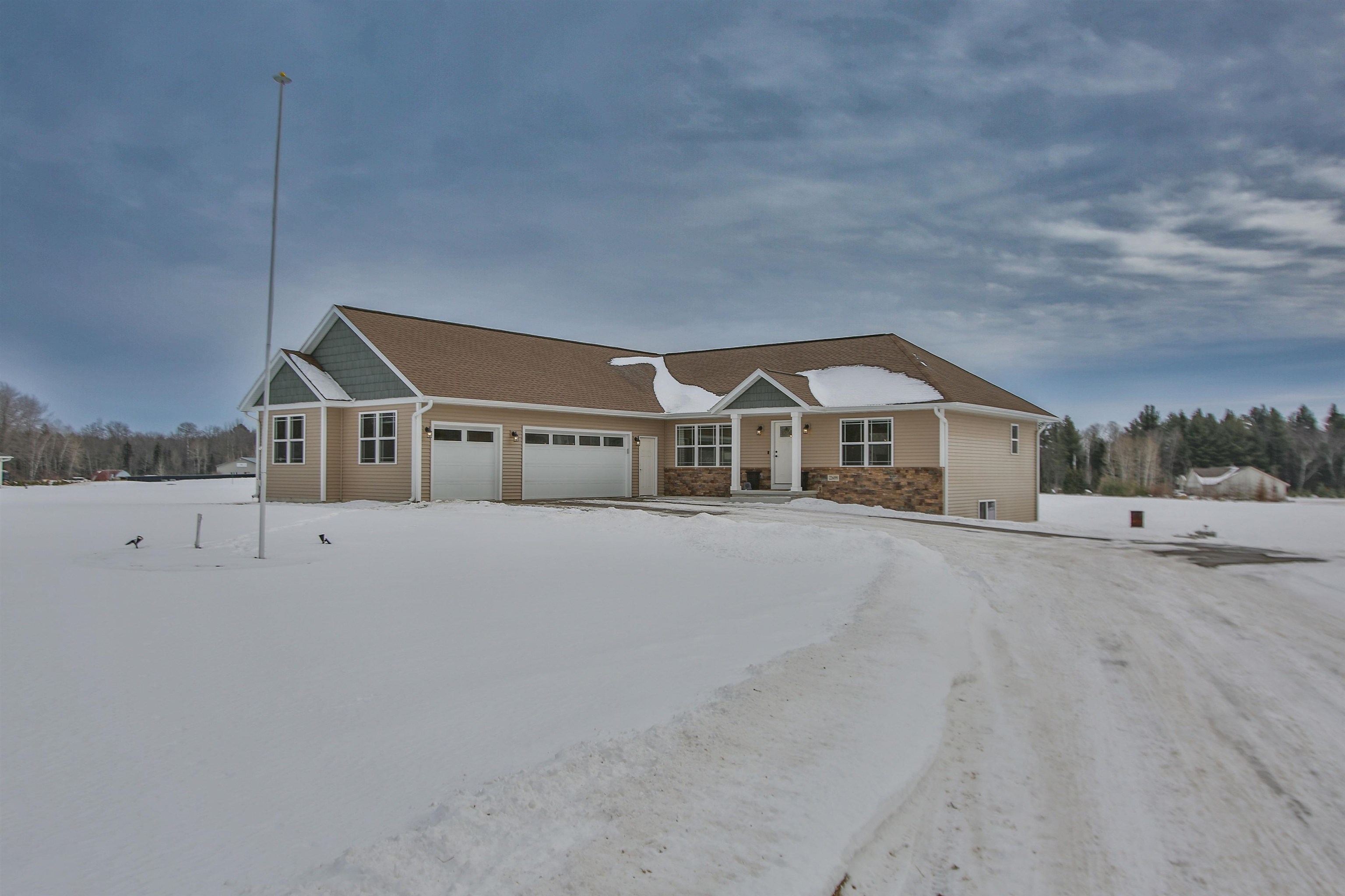 226099 COUNTY ROAD J, Weston, Wisconsin 54476, 4 Bedrooms Bedrooms, ,3 BathroomsBathrooms,Residential,For Sale,226099 COUNTY ROAD J,22600525