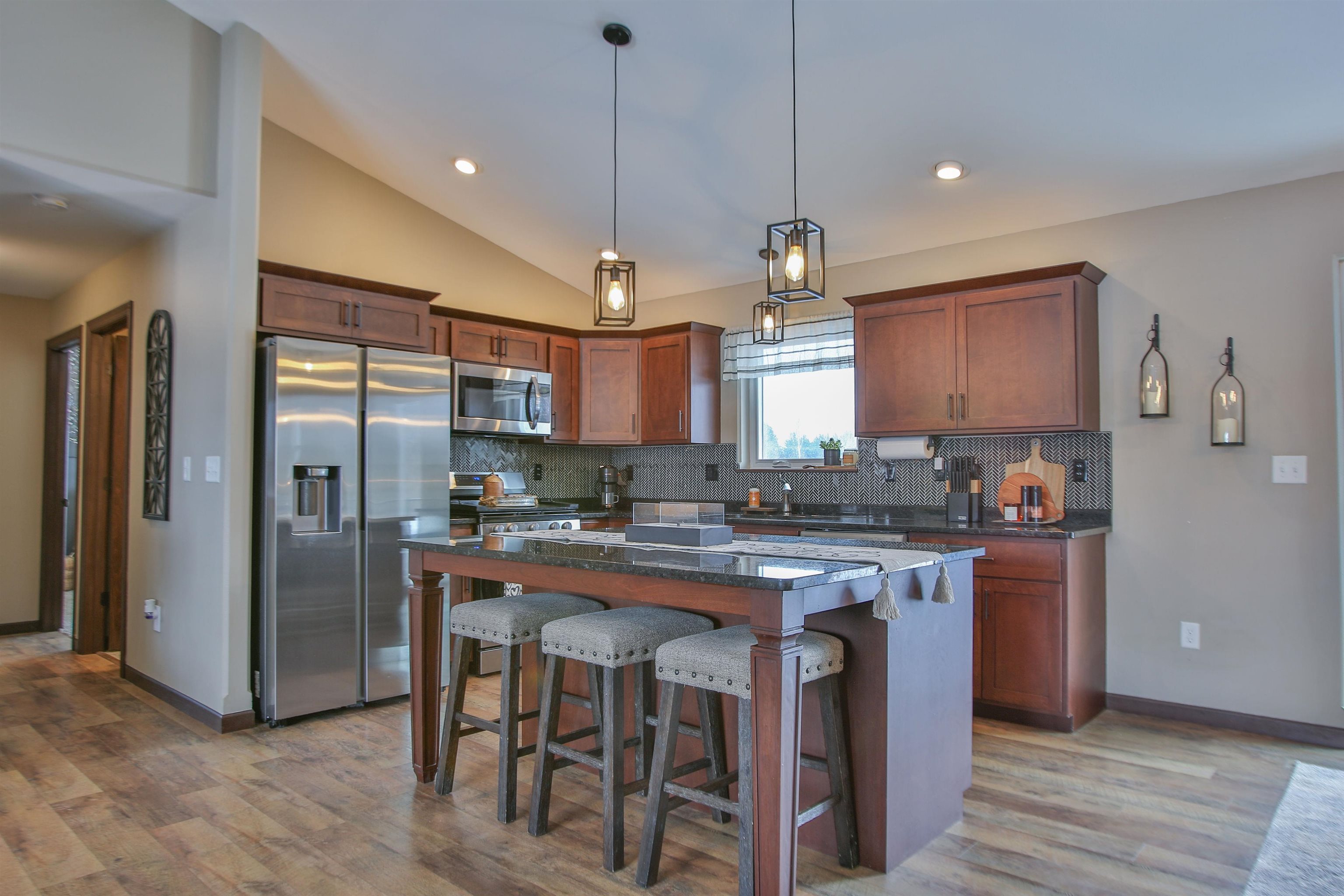 226099 COUNTY ROAD J, Weston, Wisconsin 54476, 4 Bedrooms Bedrooms, ,3 BathroomsBathrooms,Residential,For Sale,226099 COUNTY ROAD J,22600525