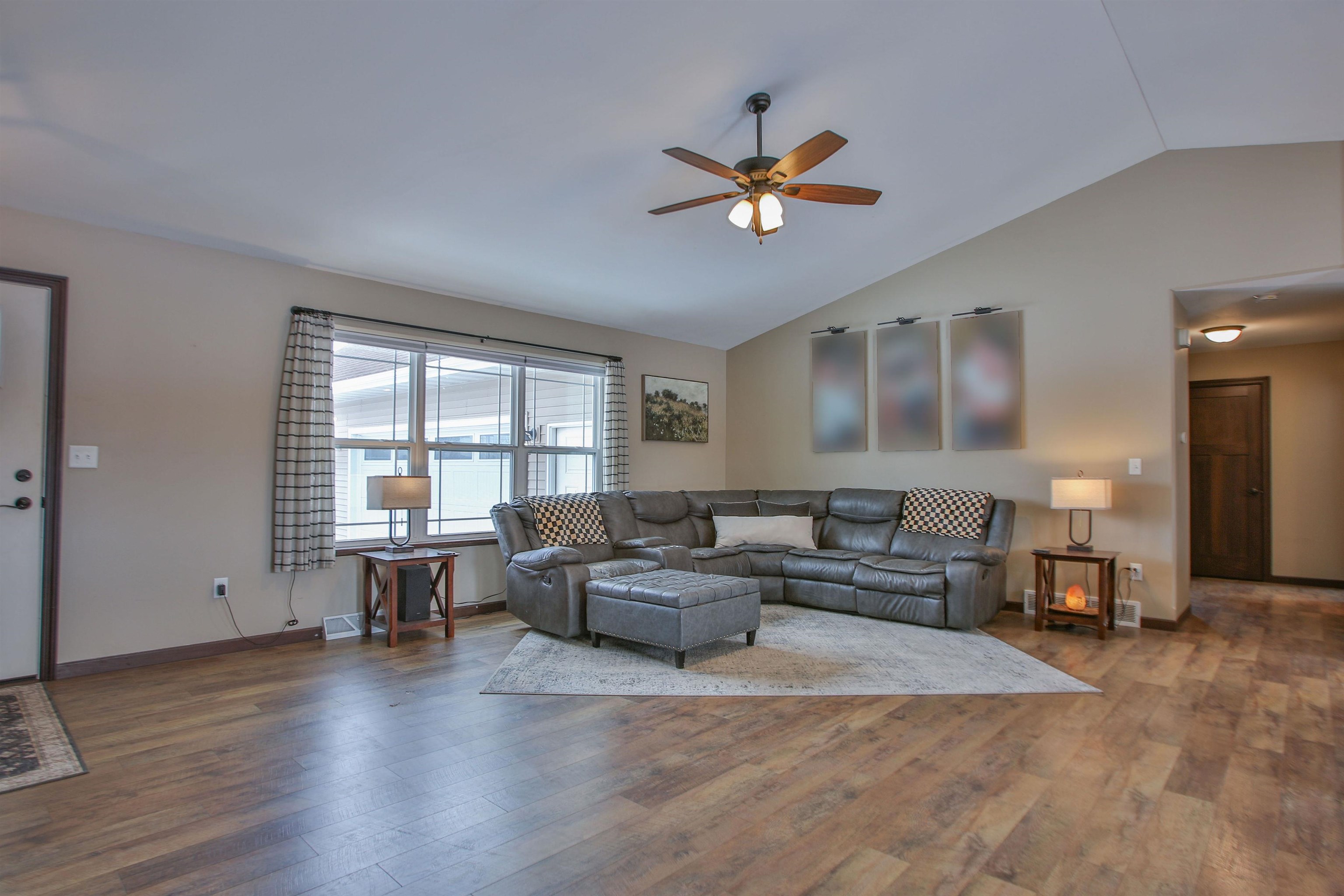 226099 COUNTY ROAD J, Weston, Wisconsin 54476, 4 Bedrooms Bedrooms, ,3 BathroomsBathrooms,Residential,For Sale,226099 COUNTY ROAD J,22600525