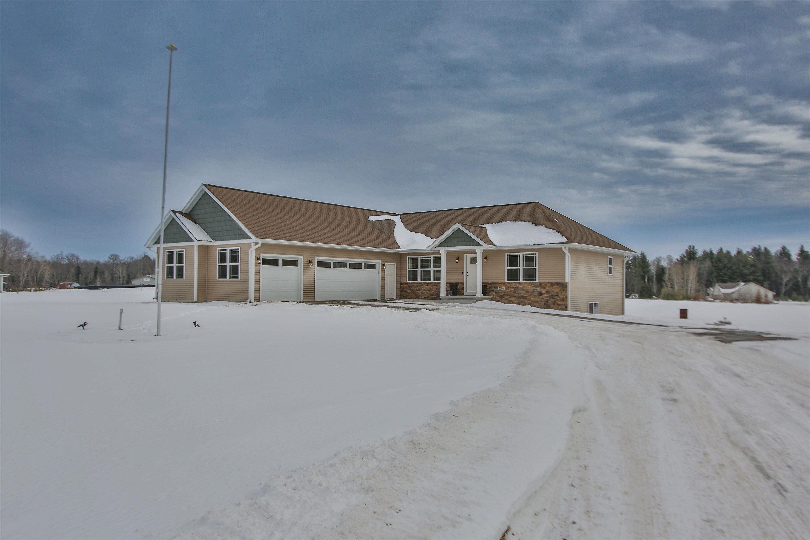 226099 COUNTY ROAD J, Weston, Wisconsin 54476, 4 Bedrooms Bedrooms, ,3 BathroomsBathrooms,Residential,For Sale,226099 COUNTY ROAD J,22600525