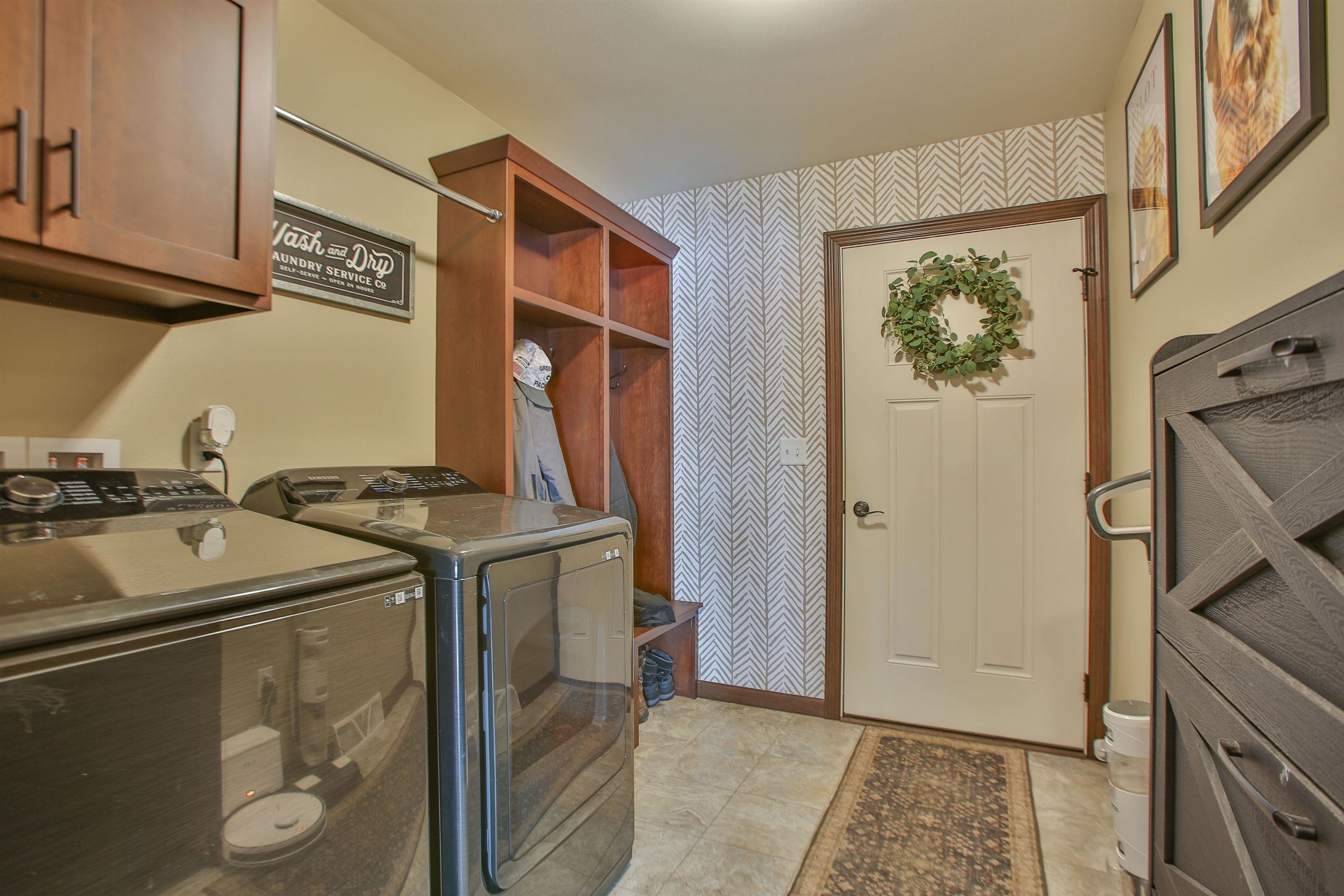 226099 COUNTY ROAD J, Weston, Wisconsin 54476, 4 Bedrooms Bedrooms, ,3 BathroomsBathrooms,Residential,For Sale,226099 COUNTY ROAD J,22600525