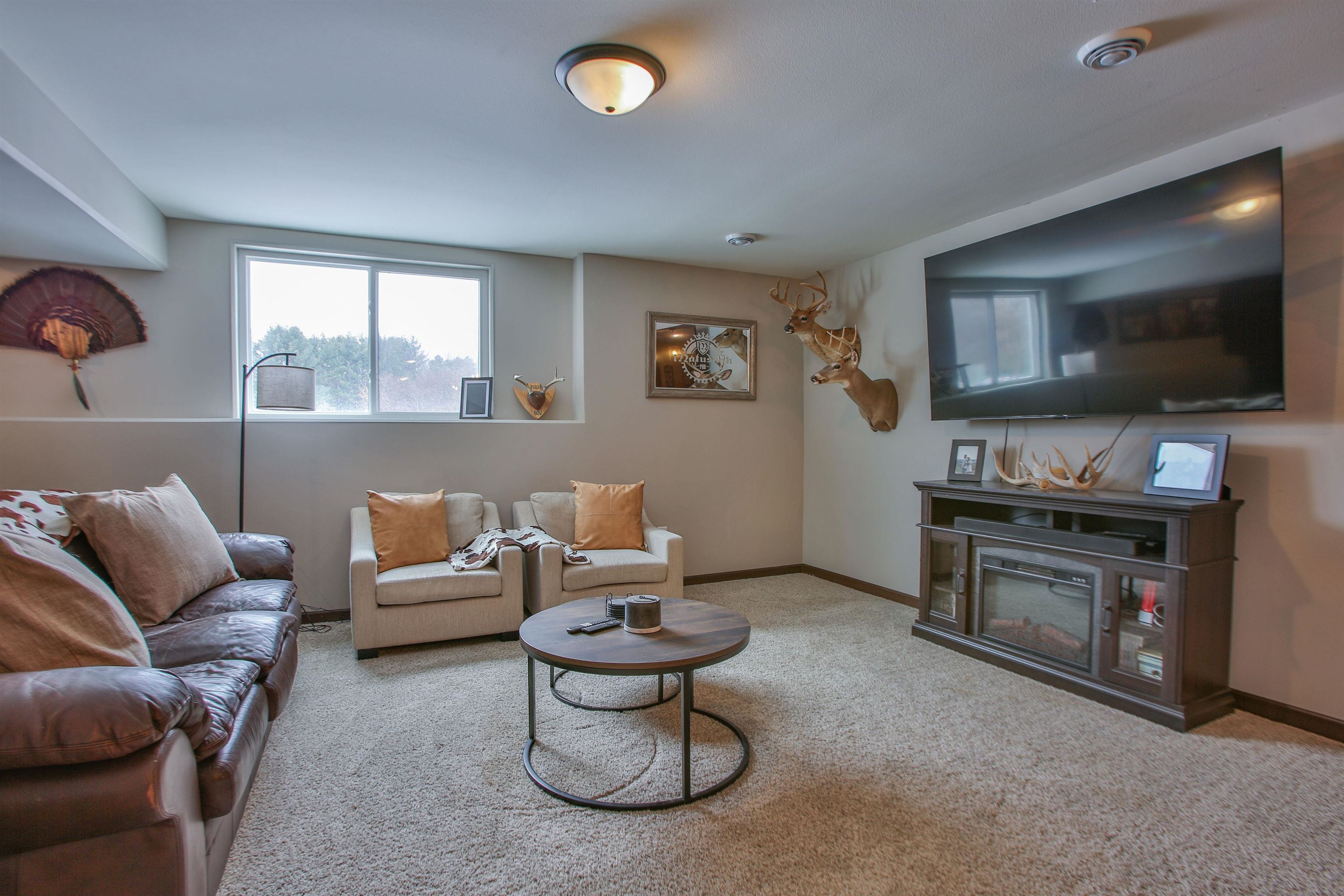 226099 COUNTY ROAD J, Weston, Wisconsin 54476, 4 Bedrooms Bedrooms, ,3 BathroomsBathrooms,Residential,For Sale,226099 COUNTY ROAD J,22600525