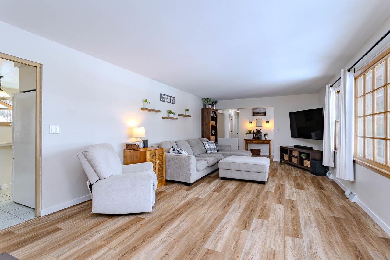 1403 STARK STREET, Wausau, Wisconsin 54403, 3 Bedrooms Bedrooms, ,2 BathroomsBathrooms,Residential,For Sale,1403 STARK STREET,22600529