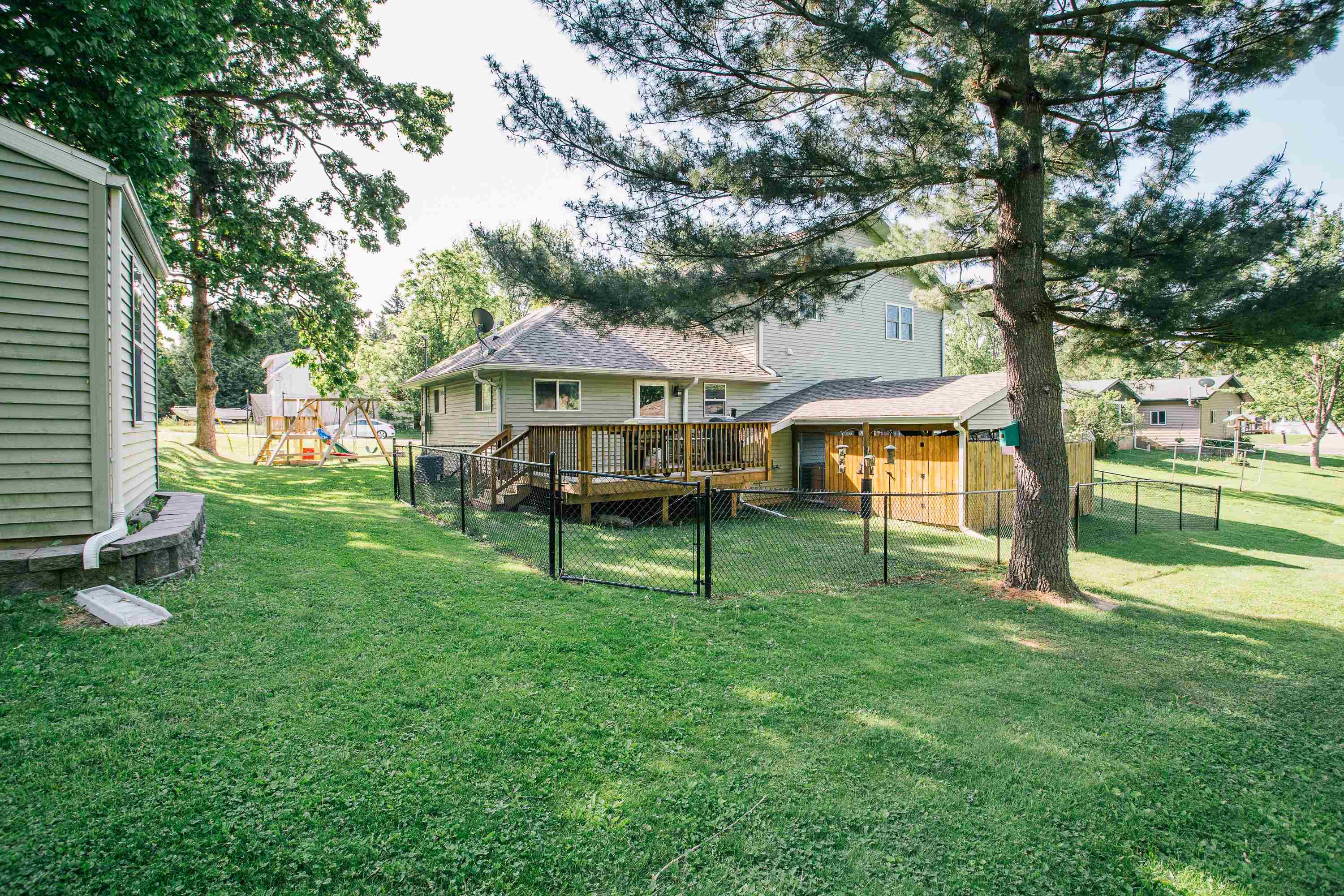 1808 JOHNSON STREET, Neillsville, Wisconsin 54456, 3 Bedrooms Bedrooms, ,2 BathroomsBathrooms,Residential,For Sale,1808 JOHNSON STREET,22600532