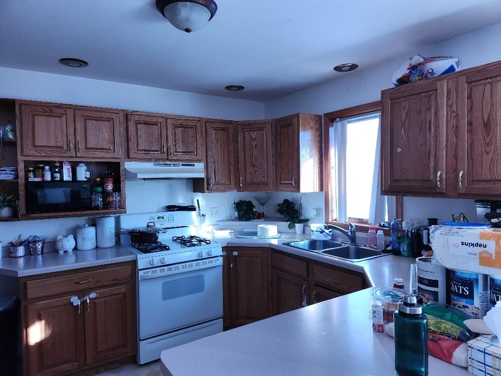 1719 FOOTHILL AVENUE, Weston, Wisconsin 54476, 5 Bedrooms Bedrooms, ,2 BathroomsBathrooms,Residential,For Sale,1719 FOOTHILL AVENUE,22600533