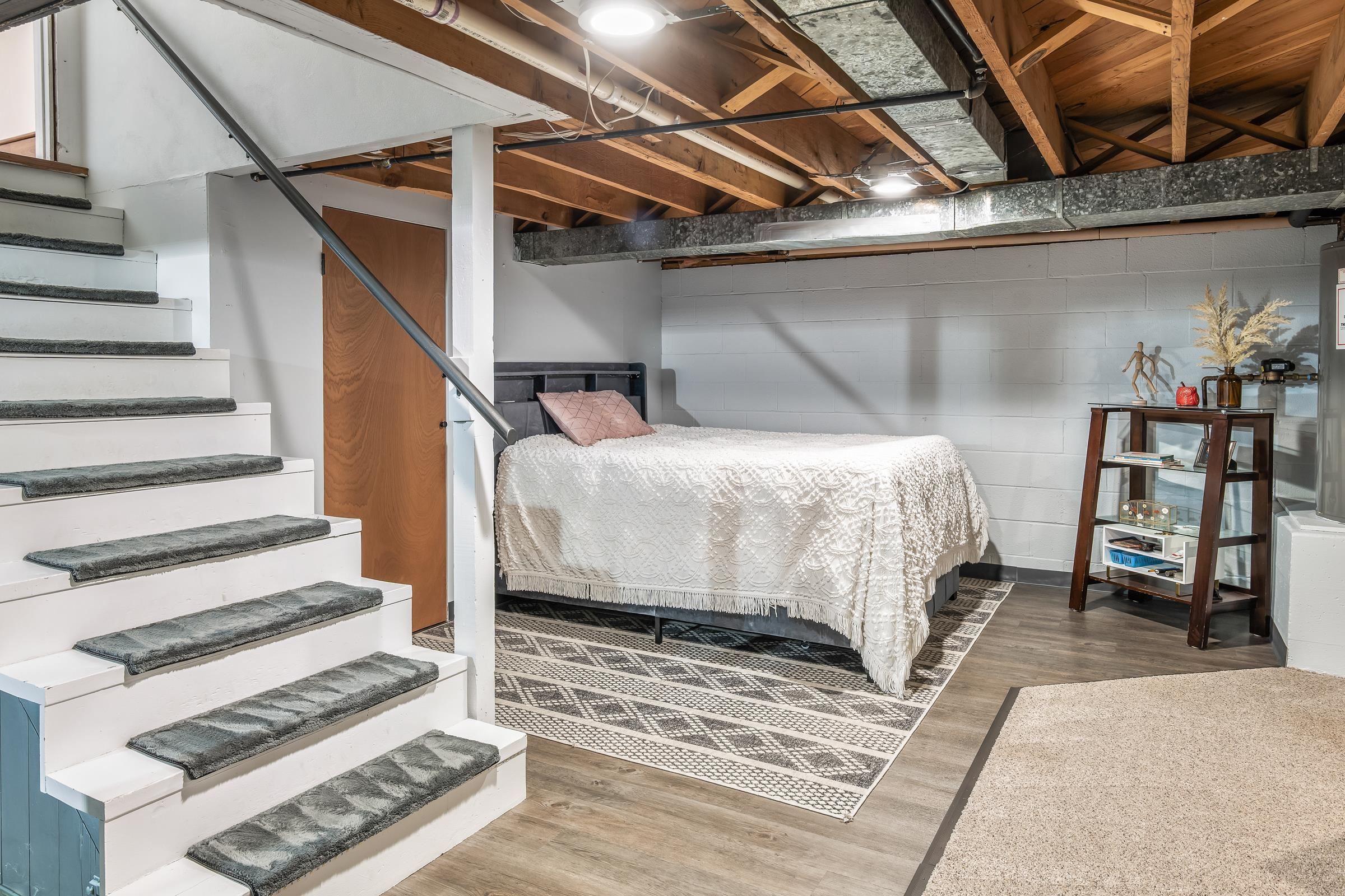 2800 RIVER DRIVE, Plover, Wisconsin 54467, 2 Bedrooms Bedrooms, ,1 BathroomBathrooms,Residential,For Sale,2800 RIVER DRIVE,22600534