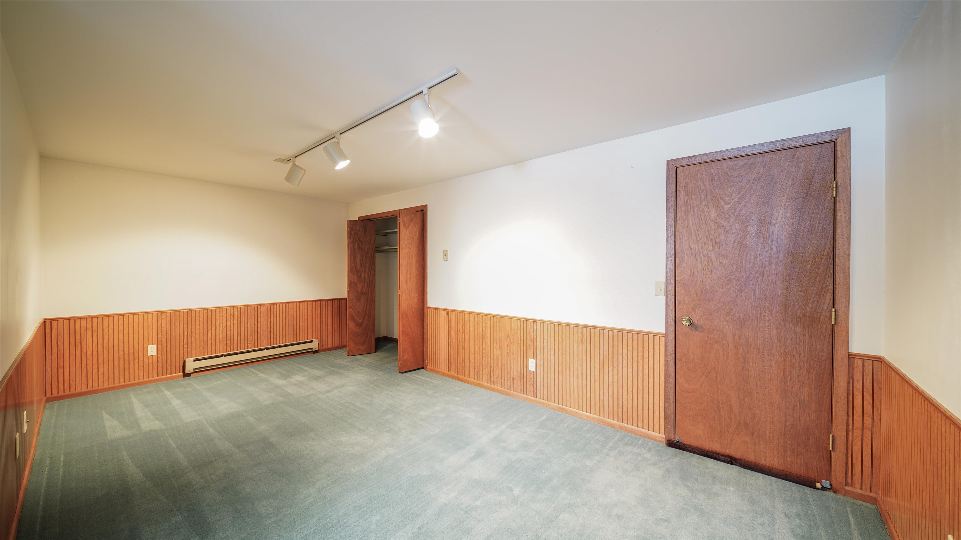 3151 MADONNA DRIVE, Wausau, Wisconsin 54401, 2 Bedrooms Bedrooms, 35 Rooms Rooms,2 BathroomsBathrooms,Residential,For Sale,3151 MADONNA DRIVE,22600537