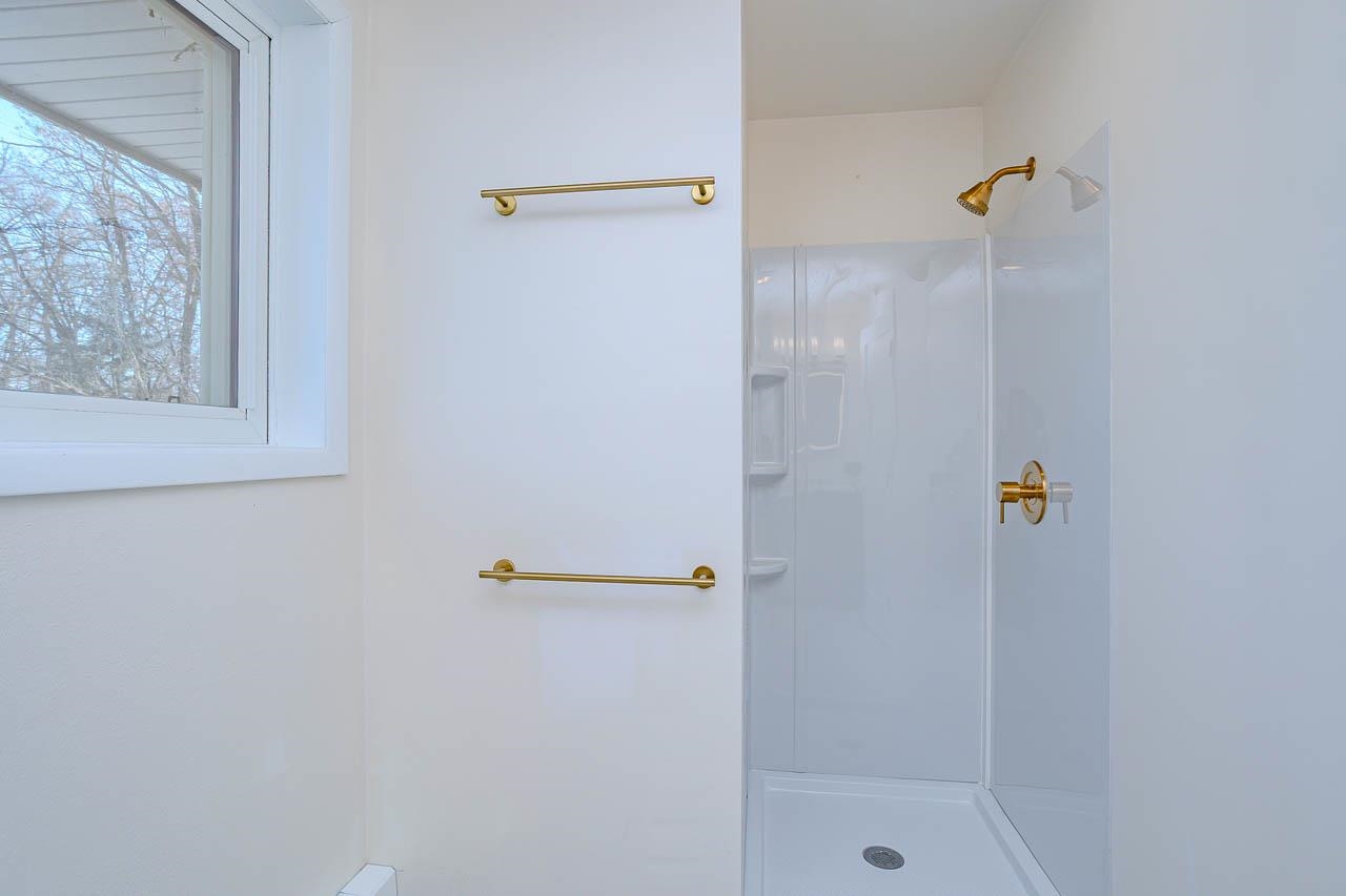 1528 TREDER AVENUE, Stevens Point, Wisconsin 54482, 4 Bedrooms Bedrooms, ,2 BathroomsBathrooms,Residential,For Sale,1528 TREDER AVENUE,22600539