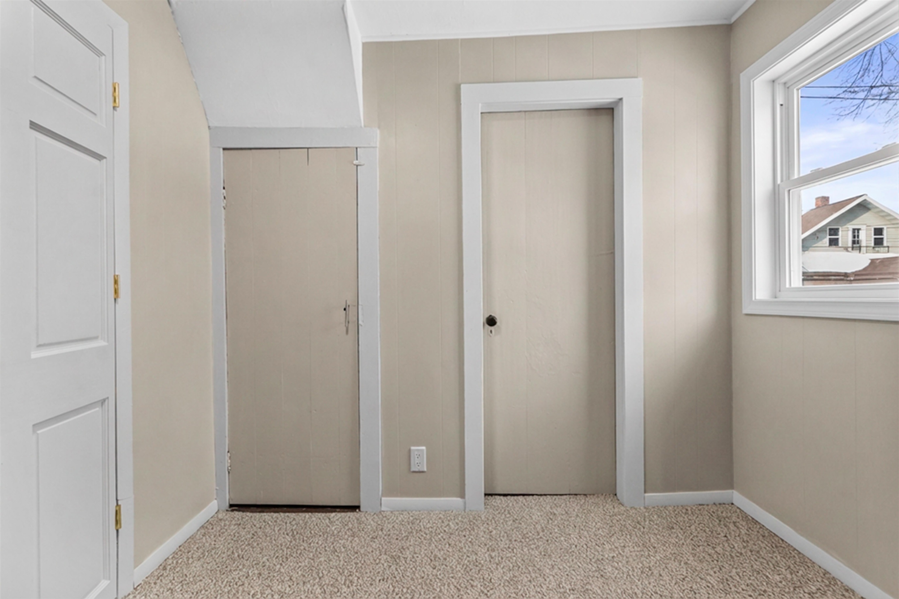 1016 PORTAGE STREET, Stevens Point, Wisconsin 54481, 5 Bedrooms Bedrooms, 9 Rooms Rooms,2 BathroomsBathrooms,Multi-family,For Sale,1016 PORTAGE STREET,22600543