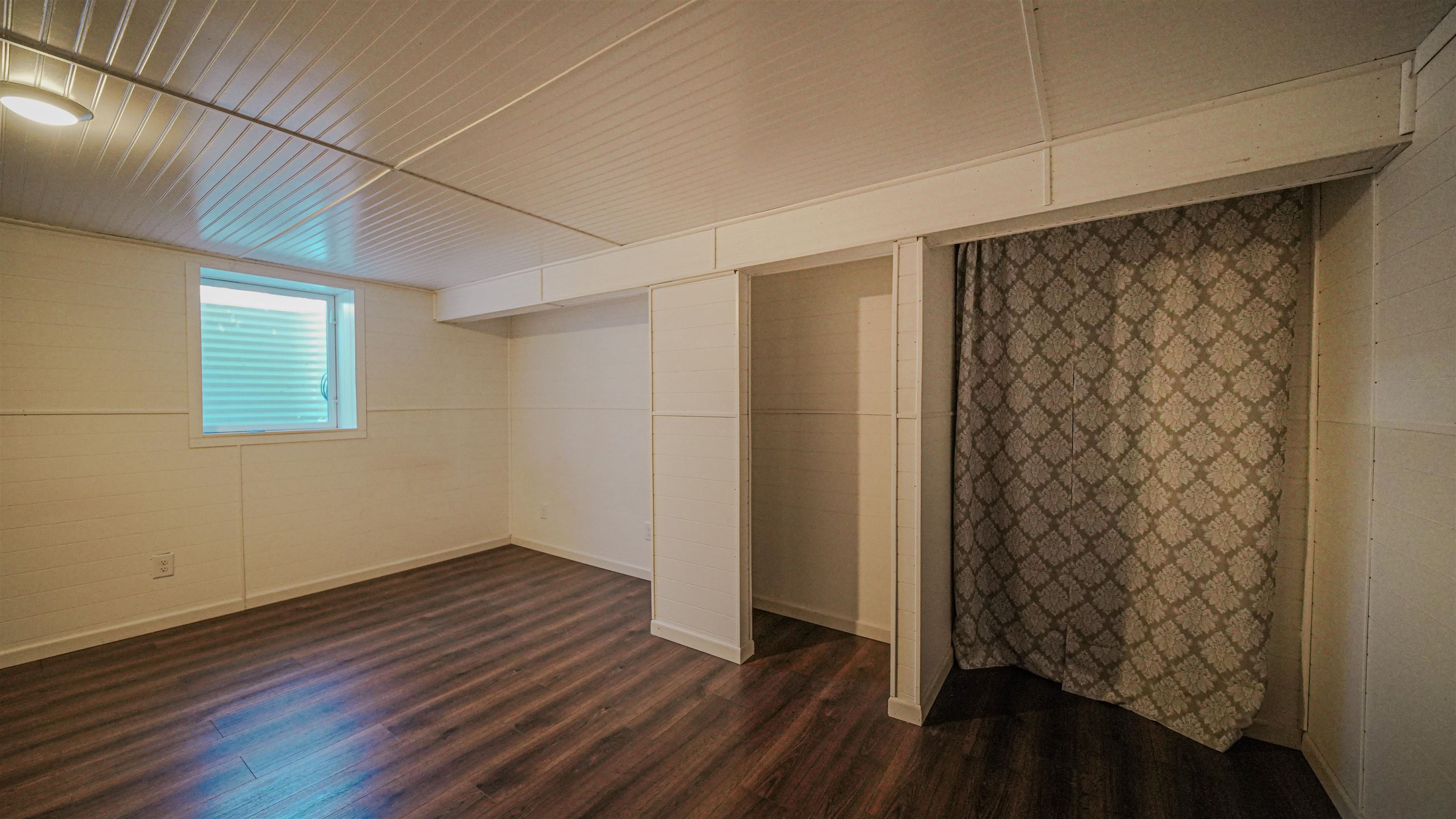 213 GREENWOOD DRIVE, Rothschild, Wisconsin 54476, 4 Bedrooms Bedrooms, ,2 BathroomsBathrooms,Residential,For Sale,213 GREENWOOD DRIVE,22600545