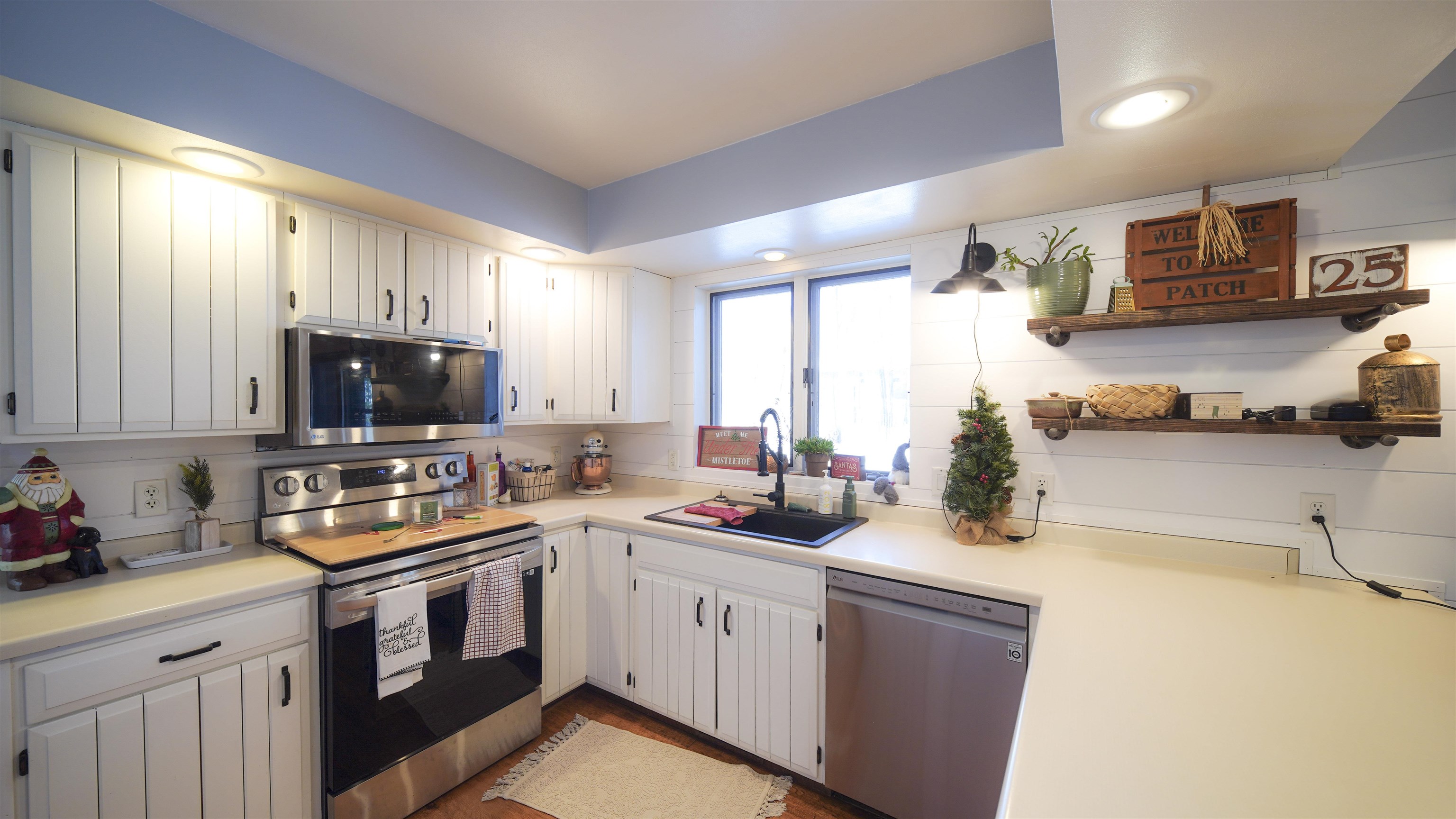 213 GREENWOOD DRIVE, Rothschild, Wisconsin 54476, 4 Bedrooms Bedrooms, ,2 BathroomsBathrooms,Residential,For Sale,213 GREENWOOD DRIVE,22600545