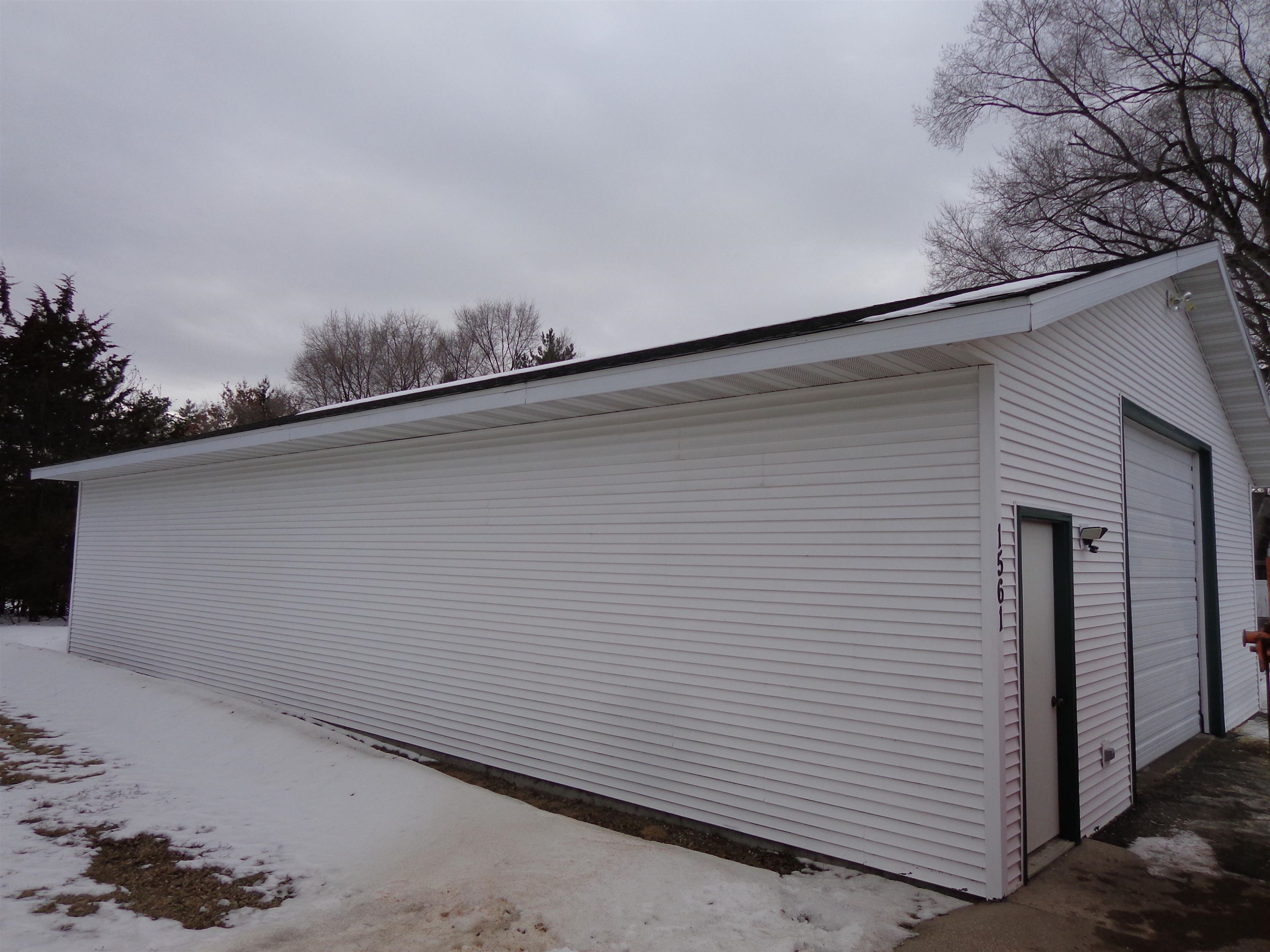 1561 POST ROAD, Plover, Wisconsin 54467, ,Commercial/industrial,For Sale,1561 POST ROAD,22600546