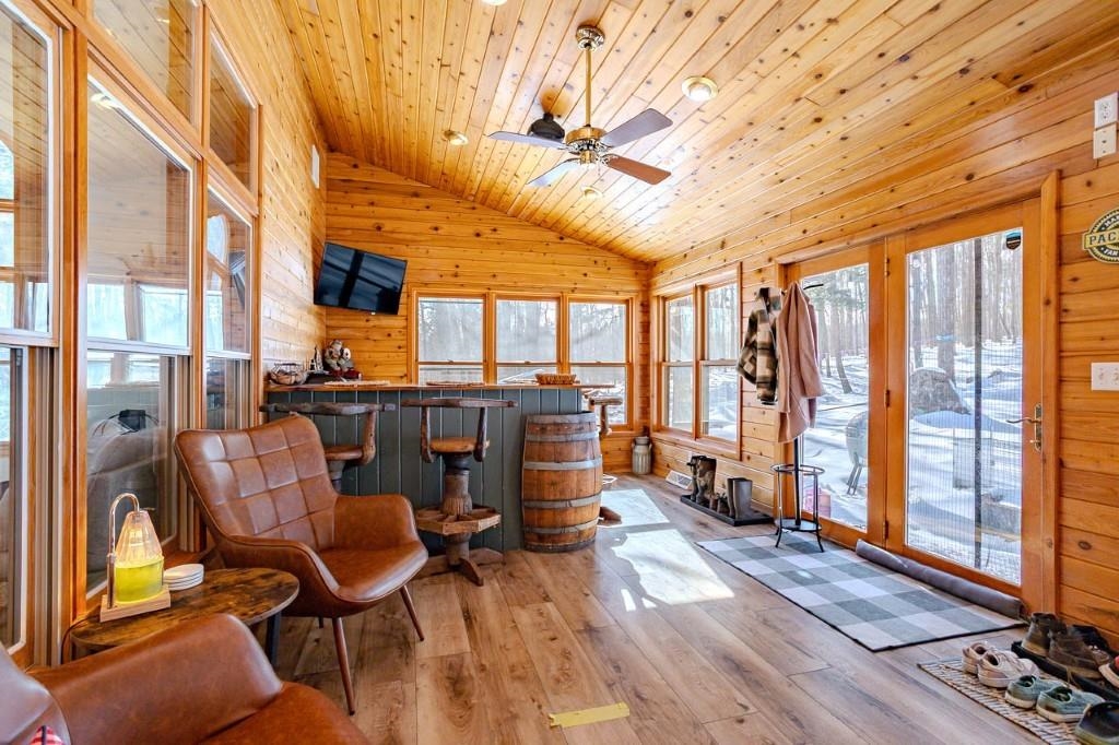 9100 N 12TH AVENUE, Merrill, Wisconsin 54452, 4 Bedrooms Bedrooms, ,3 BathroomsBathrooms,Residential,For Sale,9100 N 12TH AVENUE,22600547