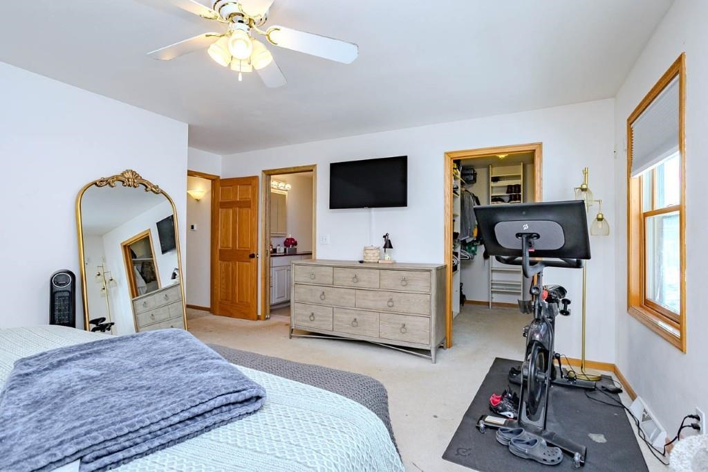 9100 N 12TH AVENUE, Merrill, Wisconsin 54452, 4 Bedrooms Bedrooms, ,3 BathroomsBathrooms,Residential,For Sale,9100 N 12TH AVENUE,22600547