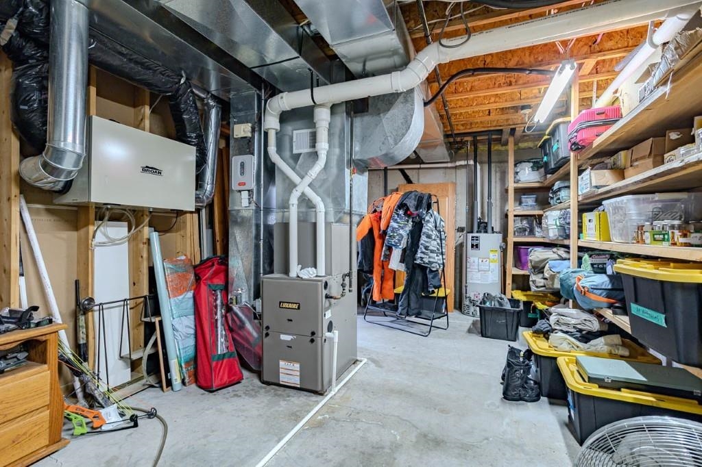 9100 N 12TH AVENUE, Merrill, Wisconsin 54452, 4 Bedrooms Bedrooms, ,3 BathroomsBathrooms,Residential,For Sale,9100 N 12TH AVENUE,22600547