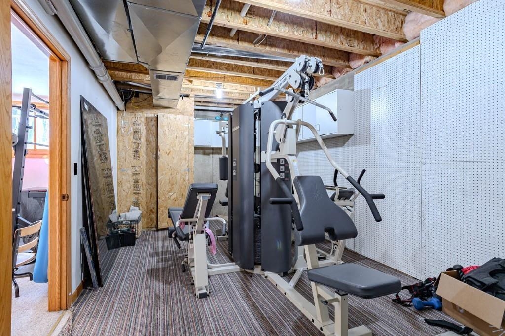 9100 N 12TH AVENUE, Merrill, Wisconsin 54452, 4 Bedrooms Bedrooms, ,3 BathroomsBathrooms,Residential,For Sale,9100 N 12TH AVENUE,22600547