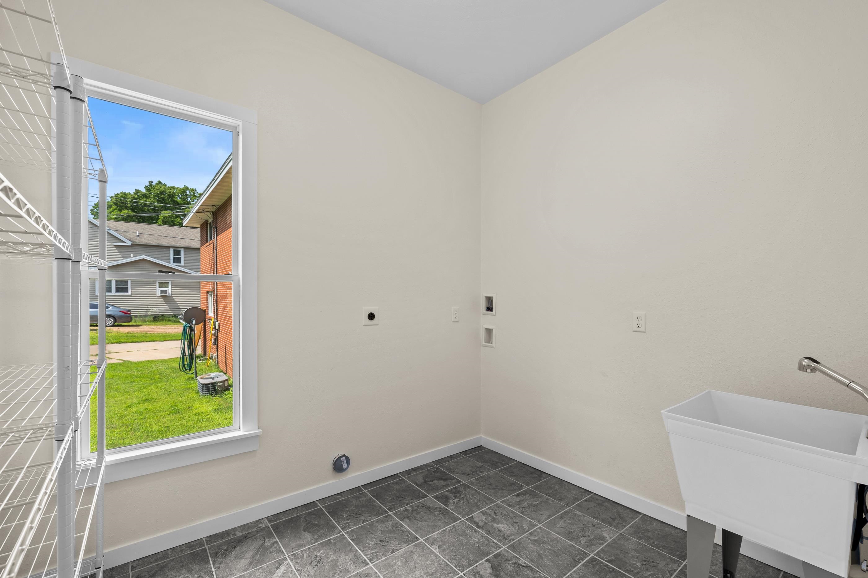 1025 WISCONSIN STREET, Stevens Point, Wisconsin 54481, 4 Bedrooms Bedrooms, ,4 BathroomsBathrooms,Residential,For Sale,1025 WISCONSIN STREET,22600552