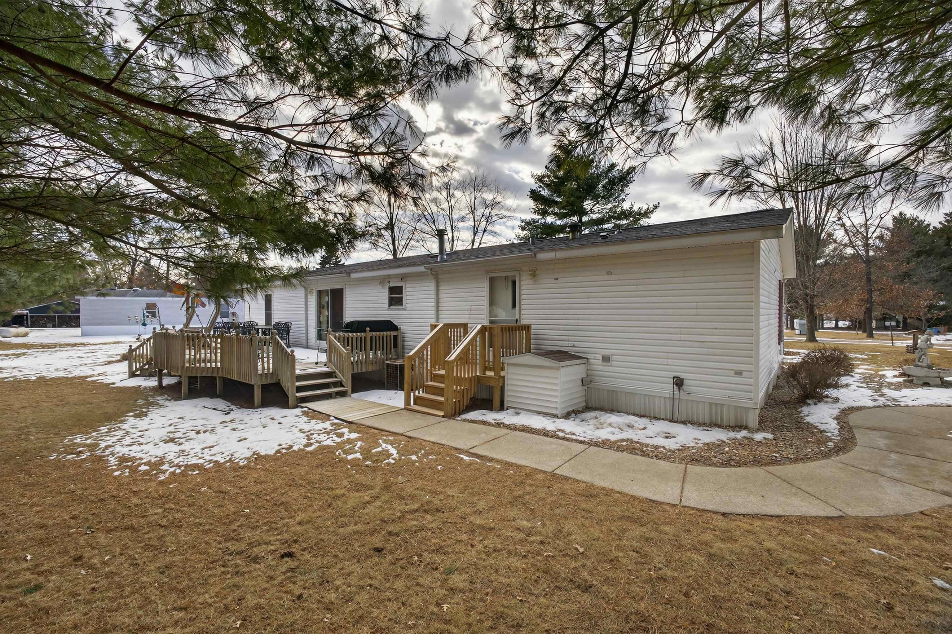 2116 MAPLE STREET, Friendship, Wisconsin 53934, 4 Bedrooms Bedrooms, ,2 BathroomsBathrooms,Residential,For Sale,2116 MAPLE STREET,22600553