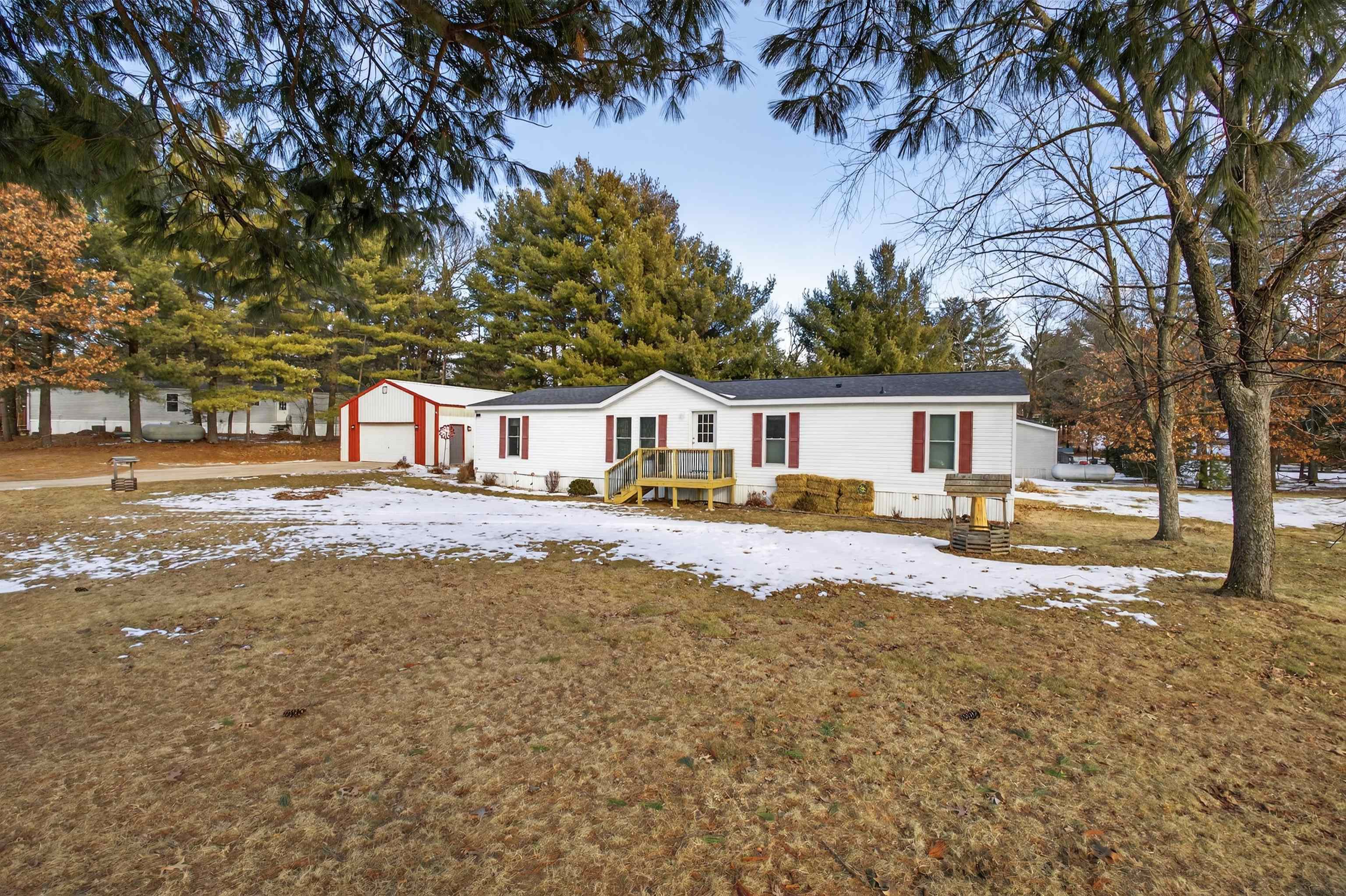 2116 MAPLE STREET, Friendship, Wisconsin 53934, 4 Bedrooms Bedrooms, ,2 BathroomsBathrooms,Residential,For Sale,2116 MAPLE STREET,22600553