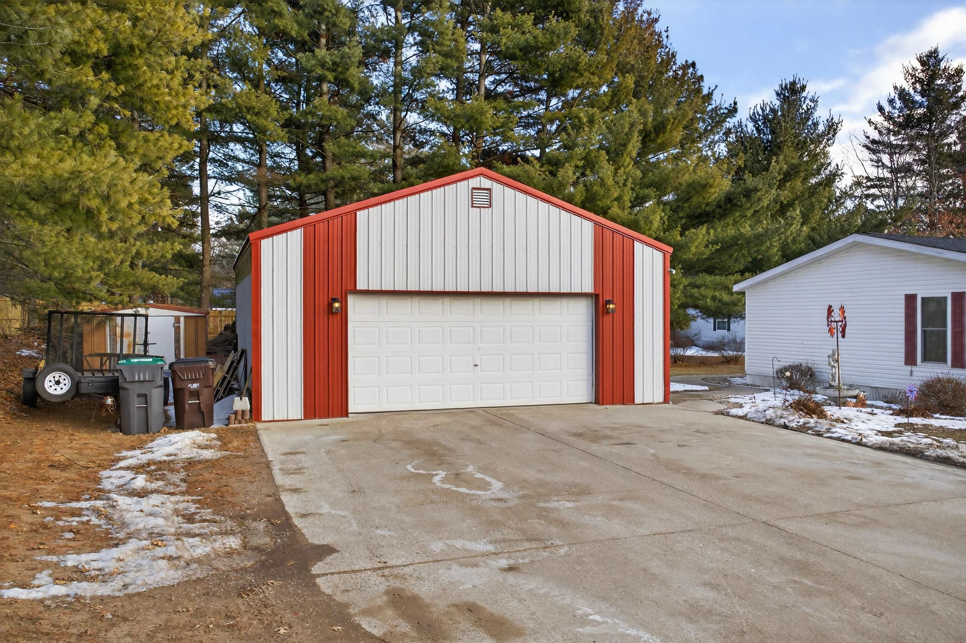 2116 MAPLE STREET, Friendship, Wisconsin 53934, 4 Bedrooms Bedrooms, ,2 BathroomsBathrooms,Residential,For Sale,2116 MAPLE STREET,22600553