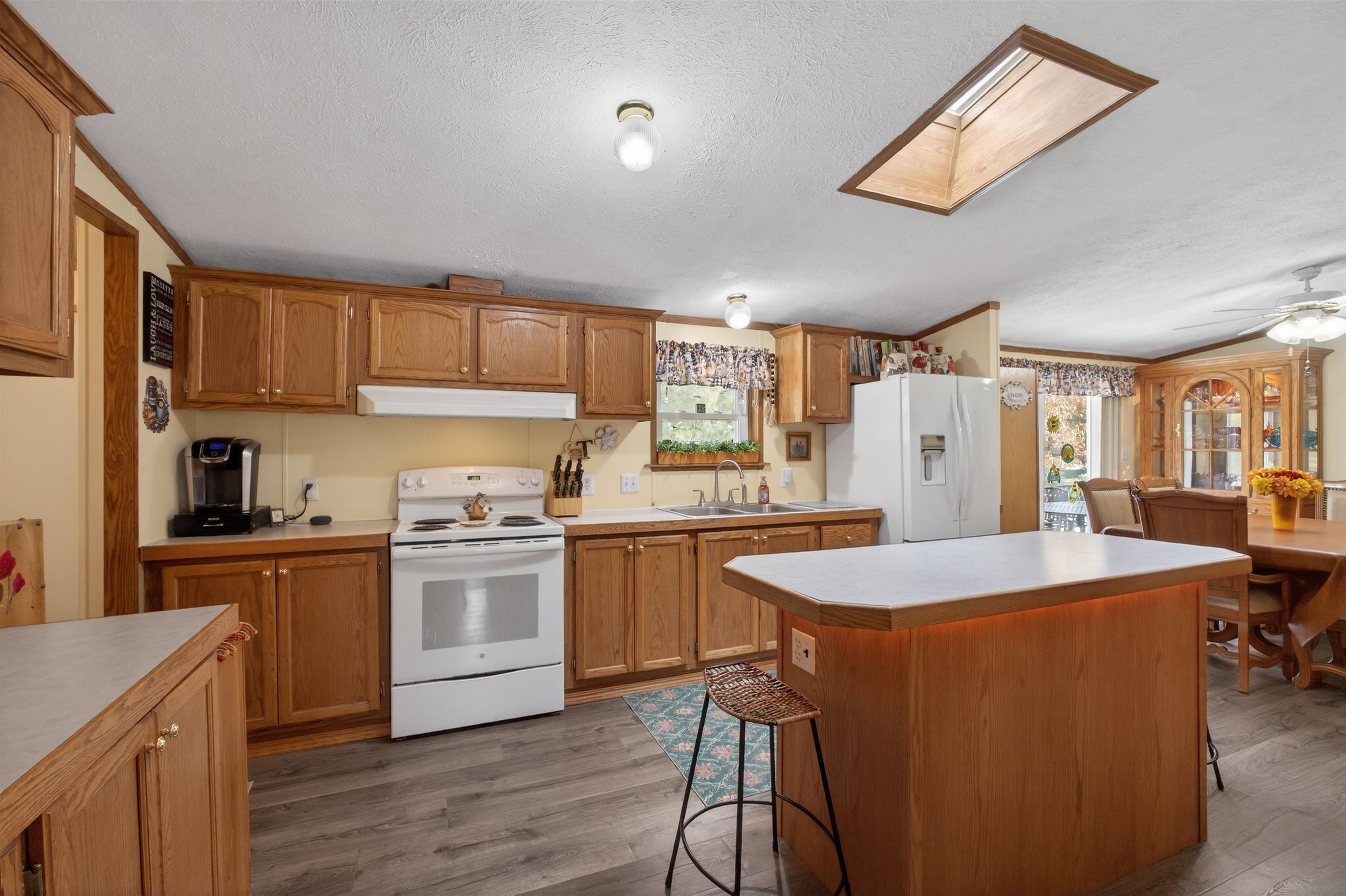 2116 MAPLE STREET, Friendship, Wisconsin 53934, 4 Bedrooms Bedrooms, ,2 BathroomsBathrooms,Residential,For Sale,2116 MAPLE STREET,22600553