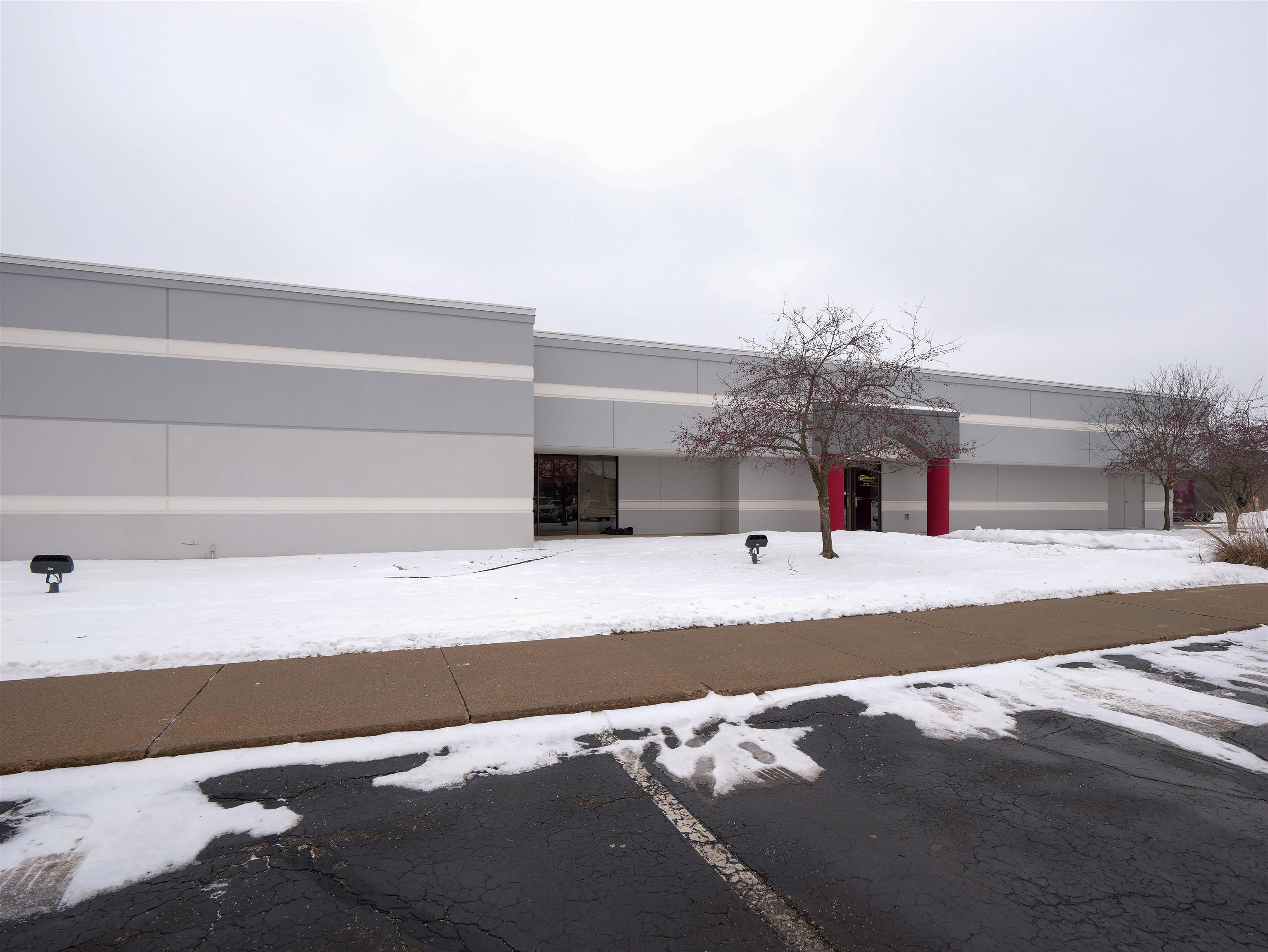 2321 W GRAND AVENUE, Wisconsin Rapids, Wisconsin 54495, ,Commercial/industrial,For Sale,2321 W GRAND AVENUE,22600557