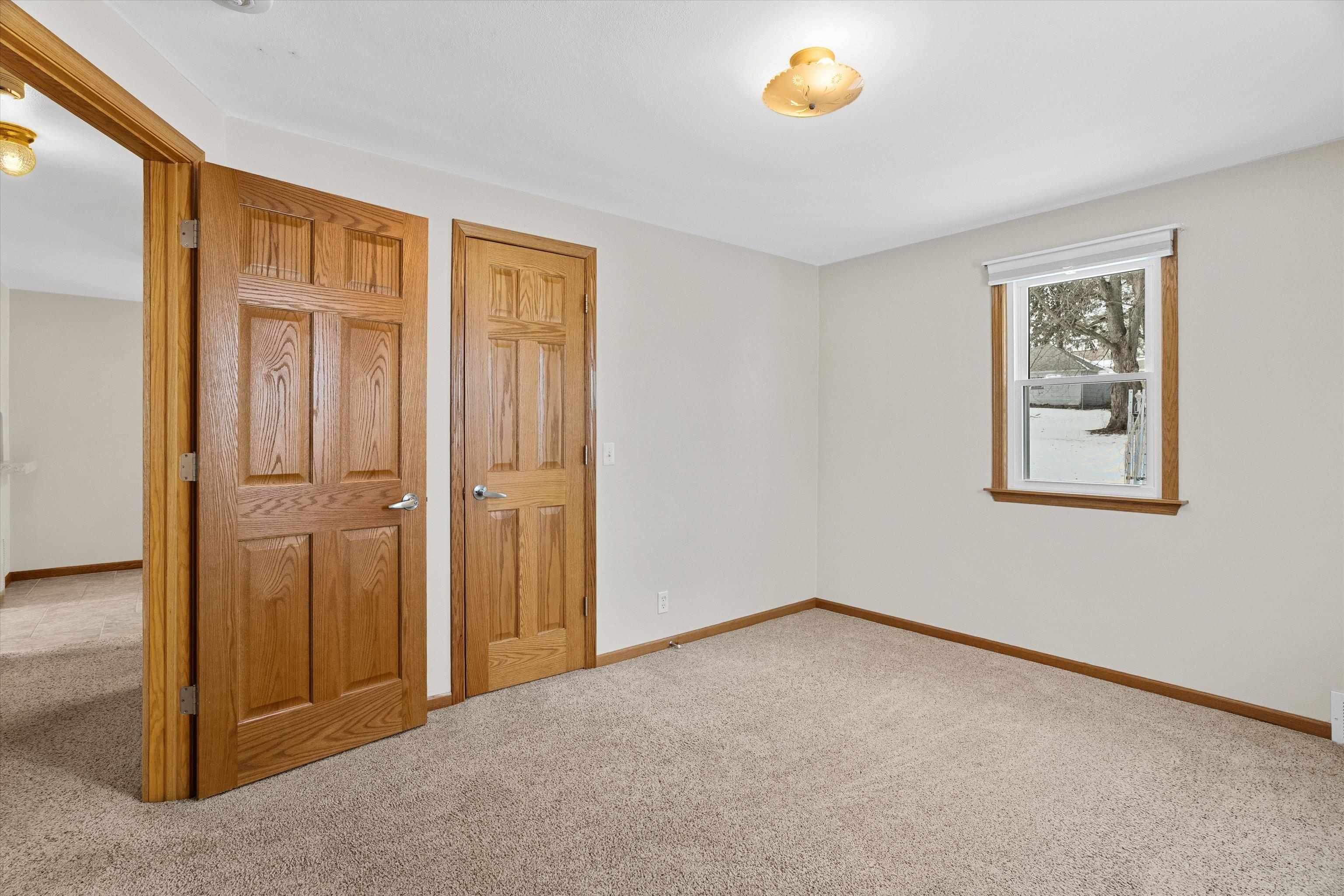 406 N SPRUCE AVENUE, Marshfield, Wisconsin 54449, 3 Bedrooms Bedrooms, ,1 BathroomBathrooms,Residential,For Sale,406 N SPRUCE AVENUE,22600573