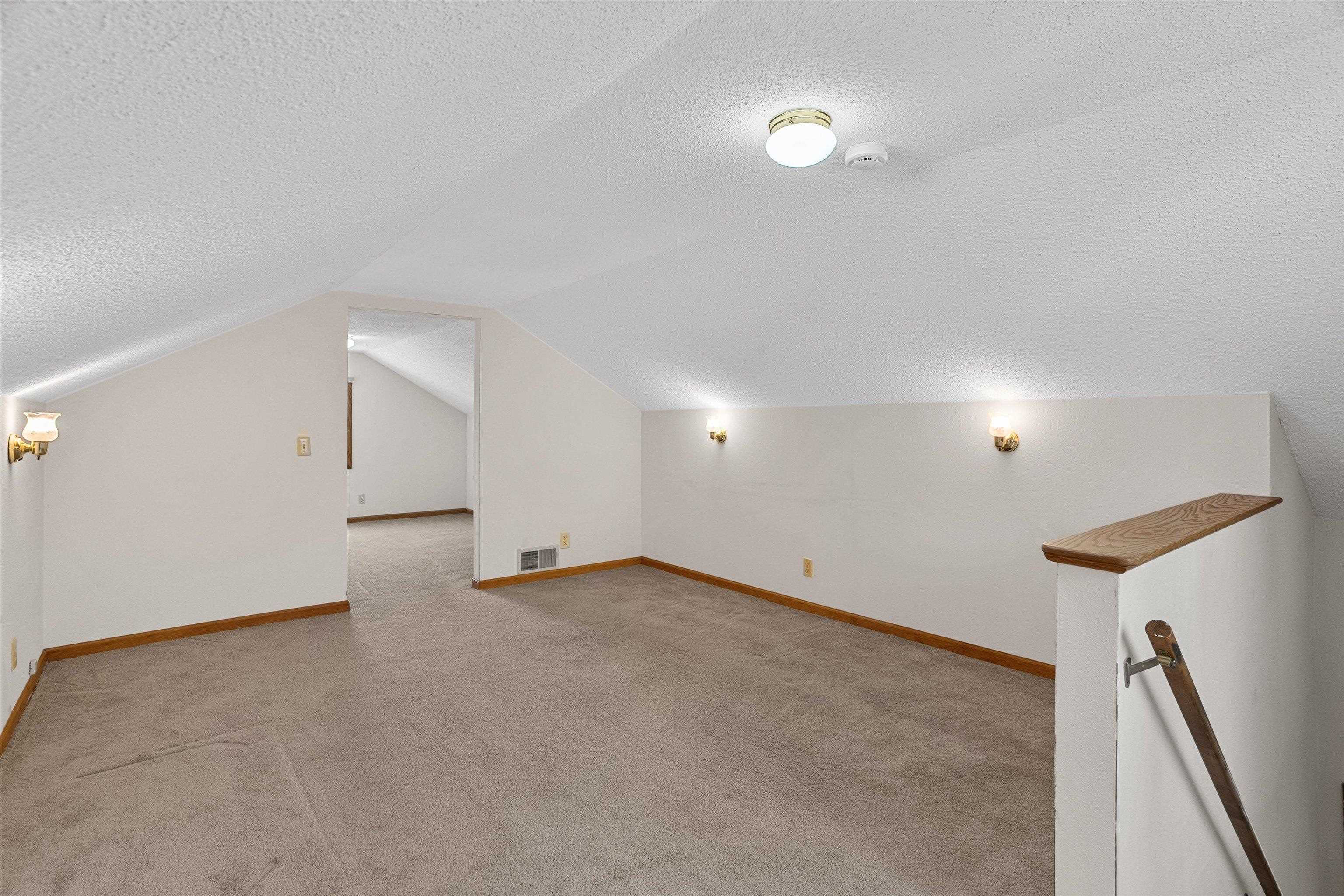 406 N SPRUCE AVENUE, Marshfield, Wisconsin 54449, 3 Bedrooms Bedrooms, ,1 BathroomBathrooms,Residential,For Sale,406 N SPRUCE AVENUE,22600573