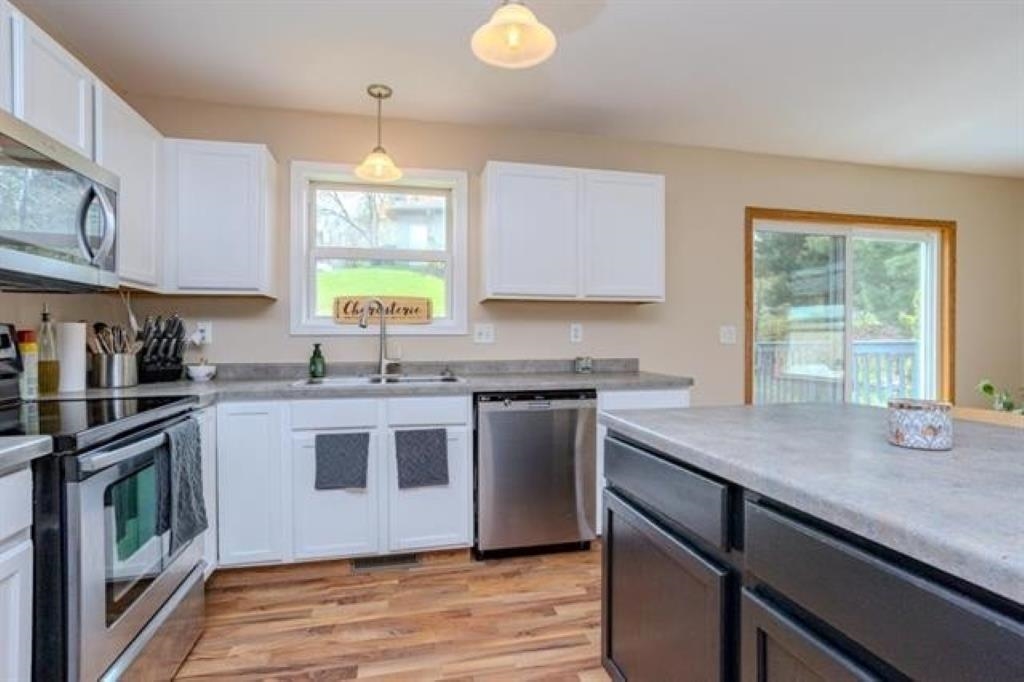 1225 YOUNG STREET, Wausau, Wisconsin 54403, 4 Bedrooms Bedrooms, ,2 BathroomsBathrooms,Residential,For Sale,1225 YOUNG STREET,22600578