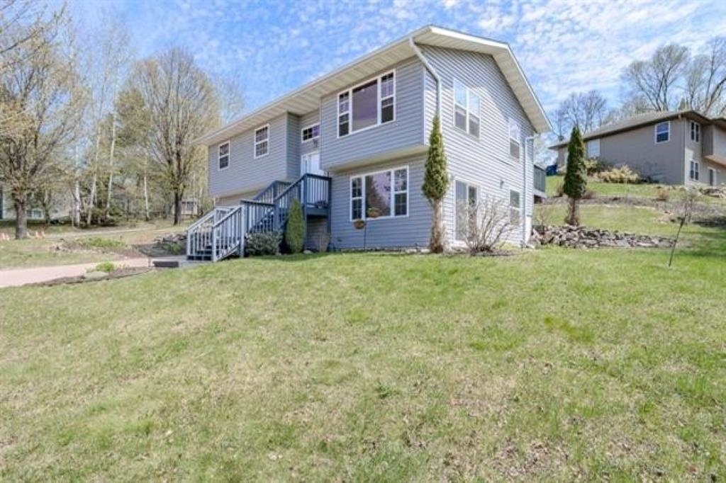 1225 YOUNG STREET, Wausau, Wisconsin 54403, 4 Bedrooms Bedrooms, ,2 BathroomsBathrooms,Residential,For Sale,1225 YOUNG STREET,22600578