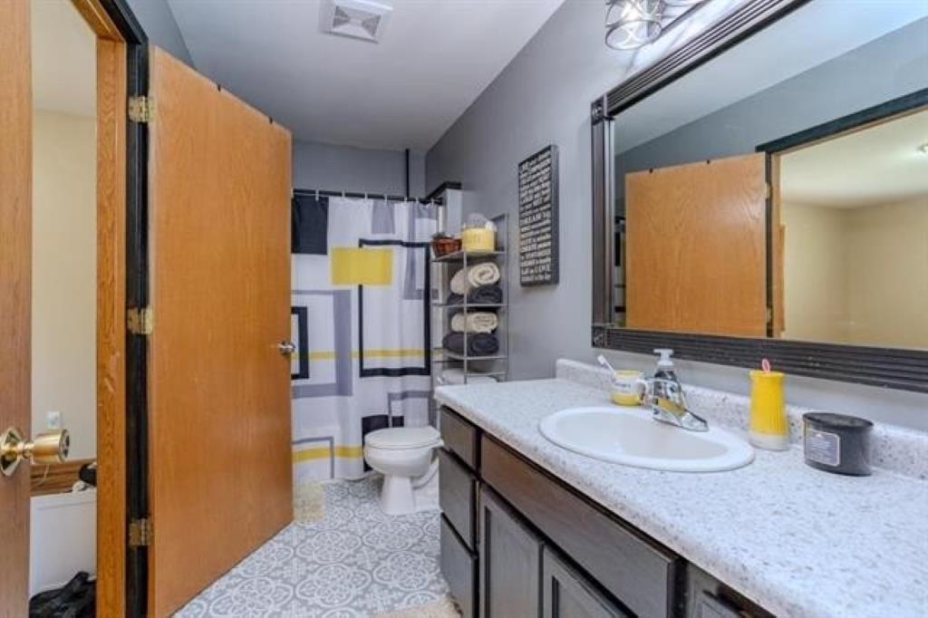 1225 YOUNG STREET, Wausau, Wisconsin 54403, 4 Bedrooms Bedrooms, ,2 BathroomsBathrooms,Residential,For Sale,1225 YOUNG STREET,22600578