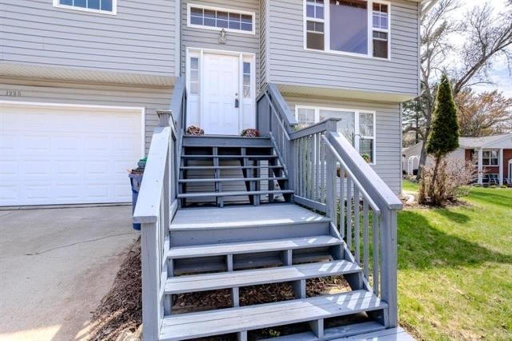 1225 YOUNG STREET, Wausau, Wisconsin 54403, 4 Bedrooms Bedrooms, ,2 BathroomsBathrooms,Residential,For Sale,1225 YOUNG STREET,22600578