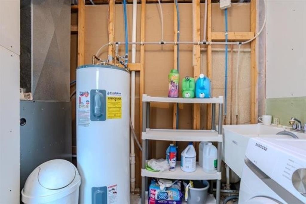 1225 YOUNG STREET, Wausau, Wisconsin 54403, 4 Bedrooms Bedrooms, ,2 BathroomsBathrooms,Residential,For Sale,1225 YOUNG STREET,22600578