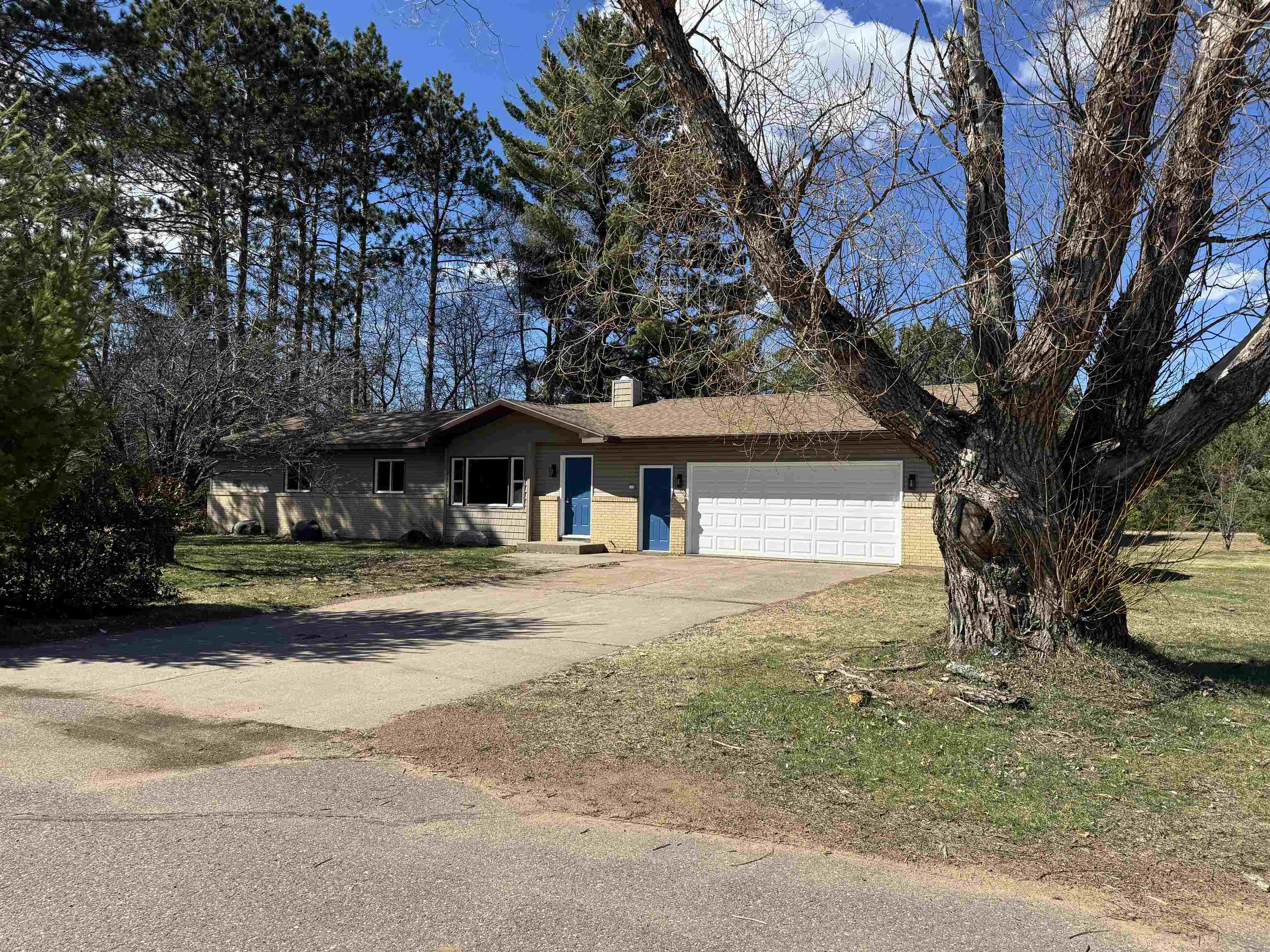 9803 DEER TRAIL ROAD, Tomahawk, Wisconsin 54487, 3 Bedrooms Bedrooms, ,2 BathroomsBathrooms,Residential,For Sale,9803 DEER TRAIL ROAD,22600579