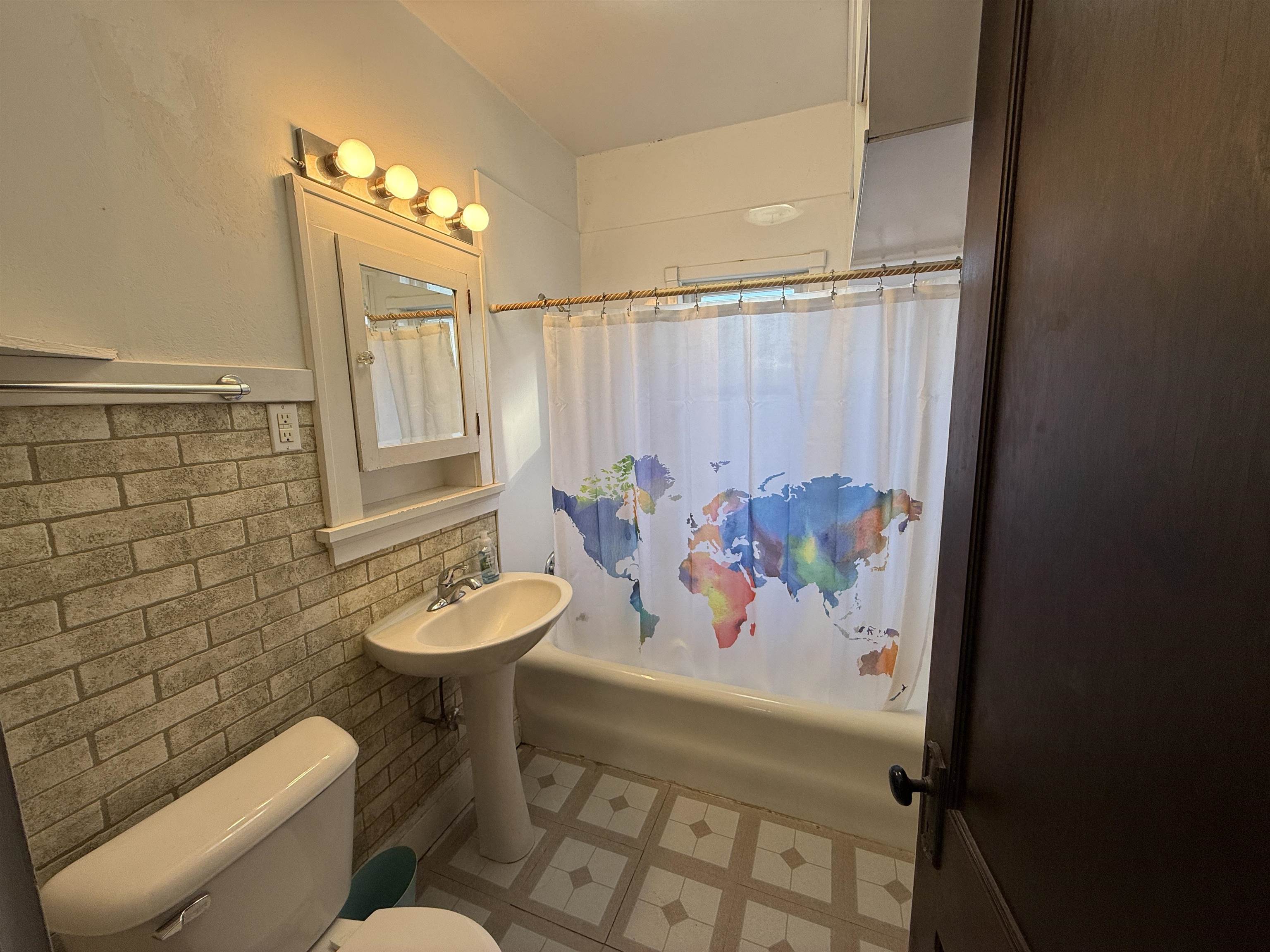 1107 S 4TH AVENUE, Wausau, Wisconsin 54401, 3 Bedrooms Bedrooms, ,1 BathroomBathrooms,Residential,For Sale,1107 S 4TH AVENUE,22600588