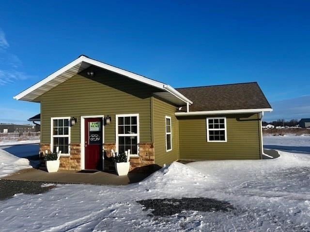 208 W CEDAR STREET, Spencer, Wisconsin 54479, ,Commercial/industrial,For Rent,208 W CEDAR STREET,22600590