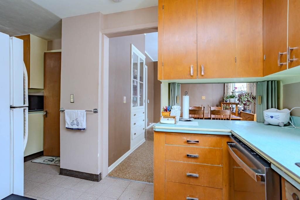 613 MC INDOE STREET, Wausau, Wisconsin 54403, 4 Bedrooms Bedrooms, ,2 BathroomsBathrooms,Residential,For Sale,613 MC INDOE STREET,22600591