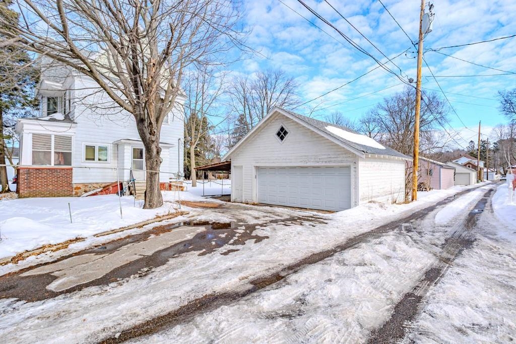 613 MC INDOE STREET, Wausau, Wisconsin 54403, 4 Bedrooms Bedrooms, ,2 BathroomsBathrooms,Residential,For Sale,613 MC INDOE STREET,22600591