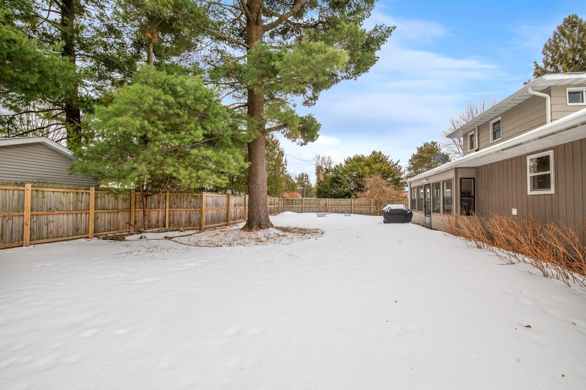 3283 MARY STREET, Stevens Point, Wisconsin 54481, 4 Bedrooms Bedrooms, ,2 BathroomsBathrooms,Residential,For Sale,3283 MARY STREET,22600594