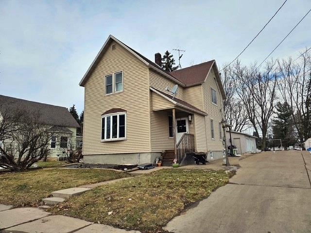 901 W NORTH STREET, Marshfield, Wisconsin 54449, 4 Bedrooms Bedrooms, ,1 BathroomBathrooms,Residential,For Sale,901 W NORTH STREET,22600596